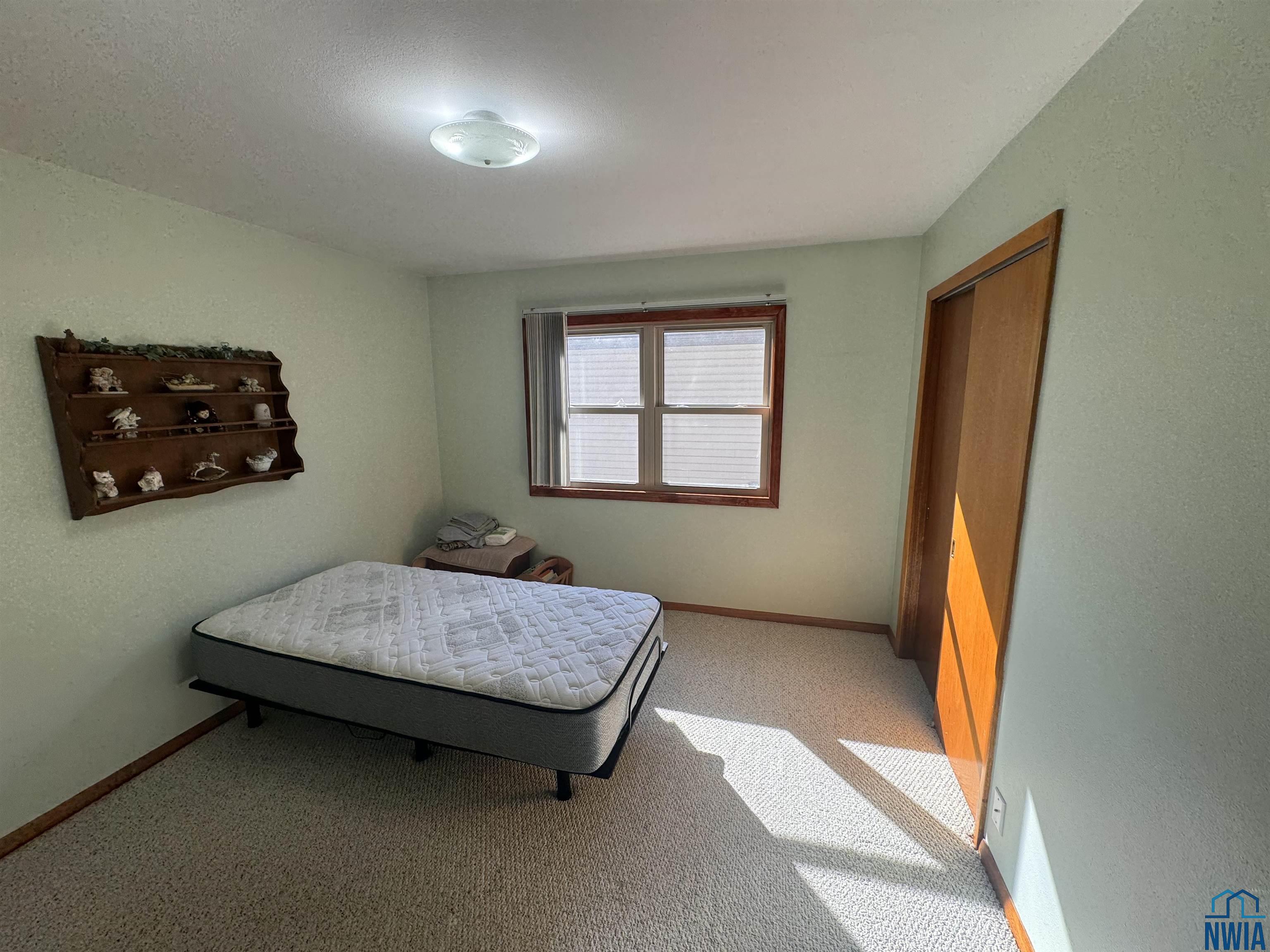 MLS #830525