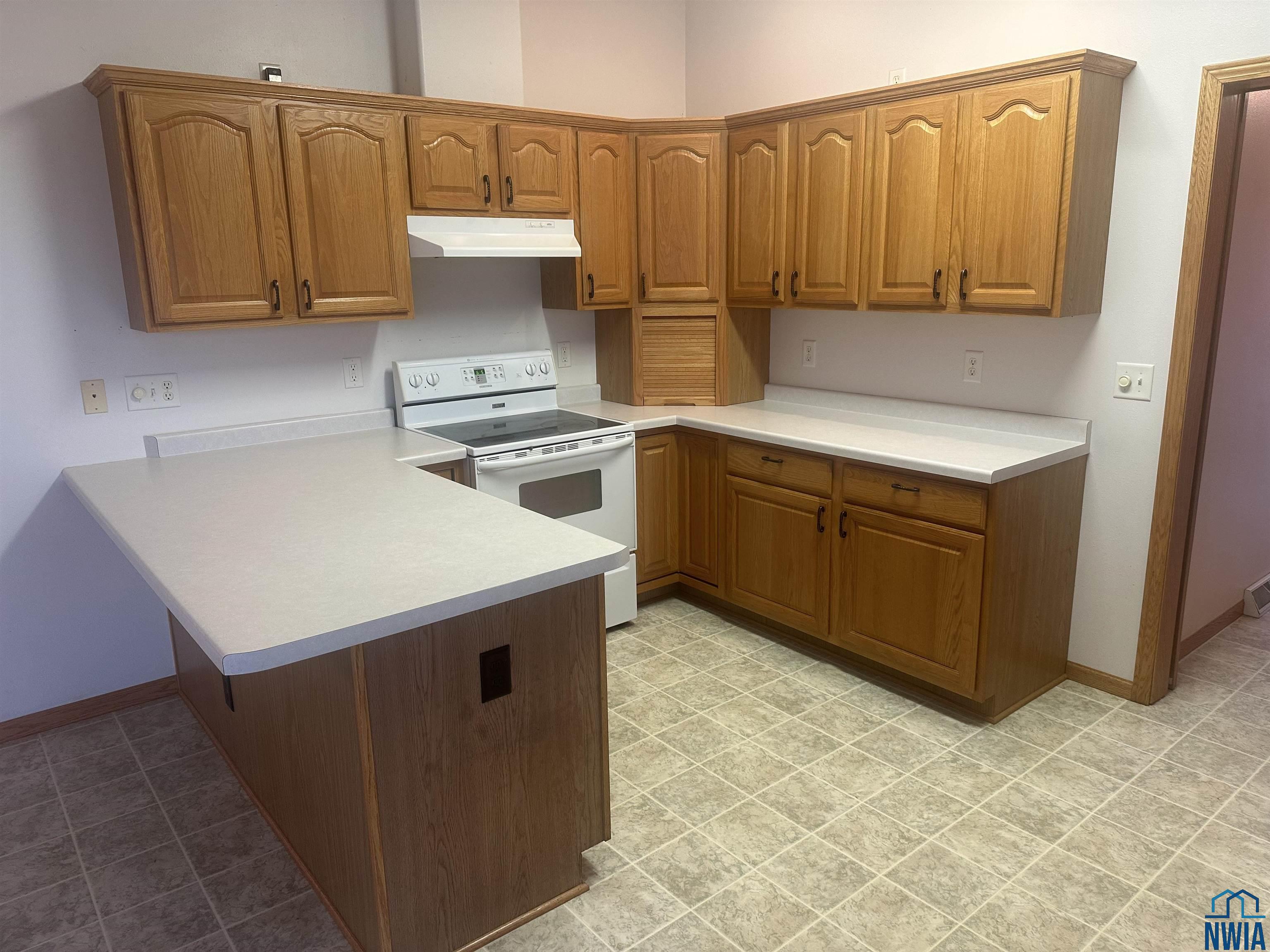 MLS #830527