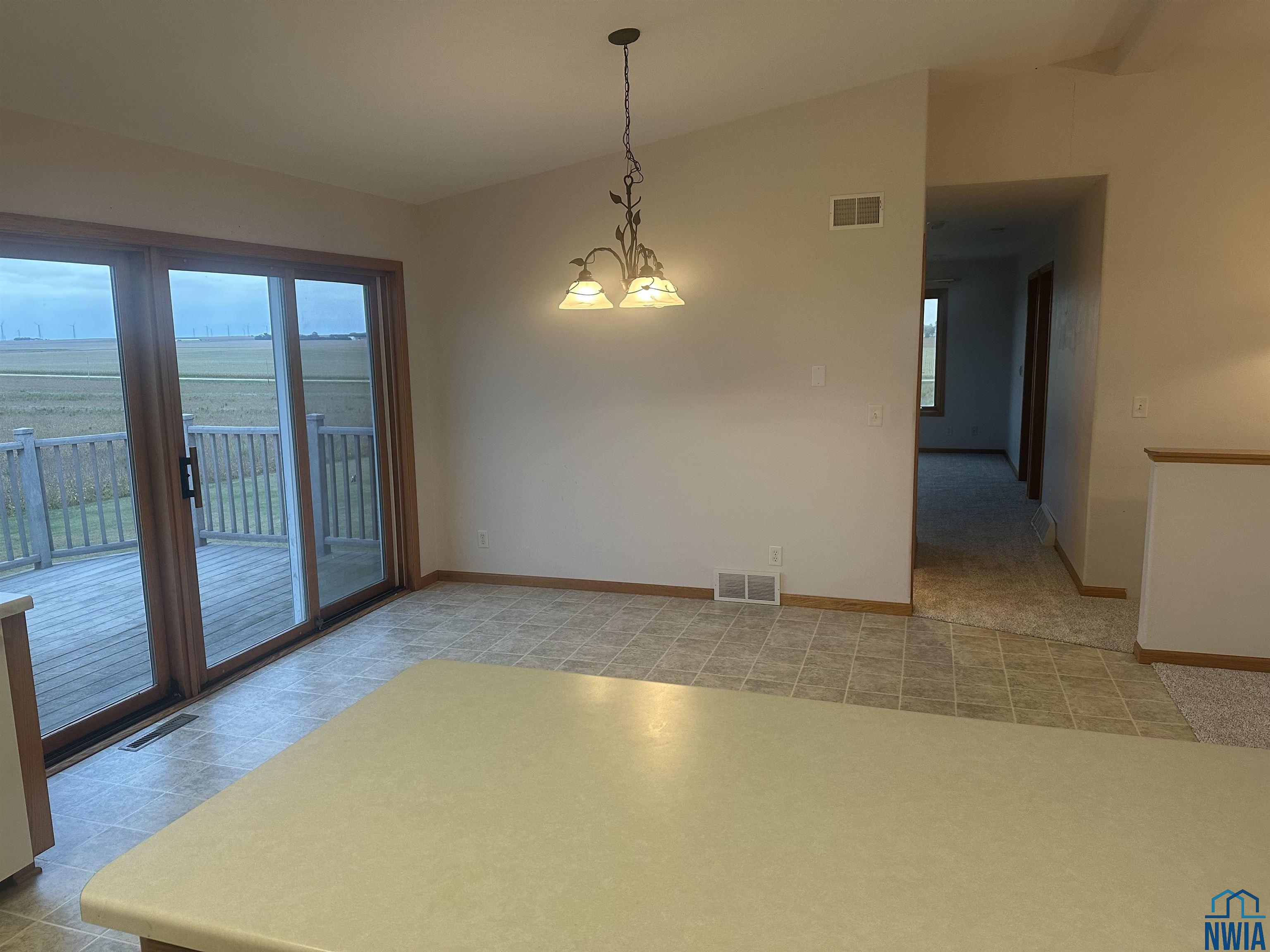 MLS #830527