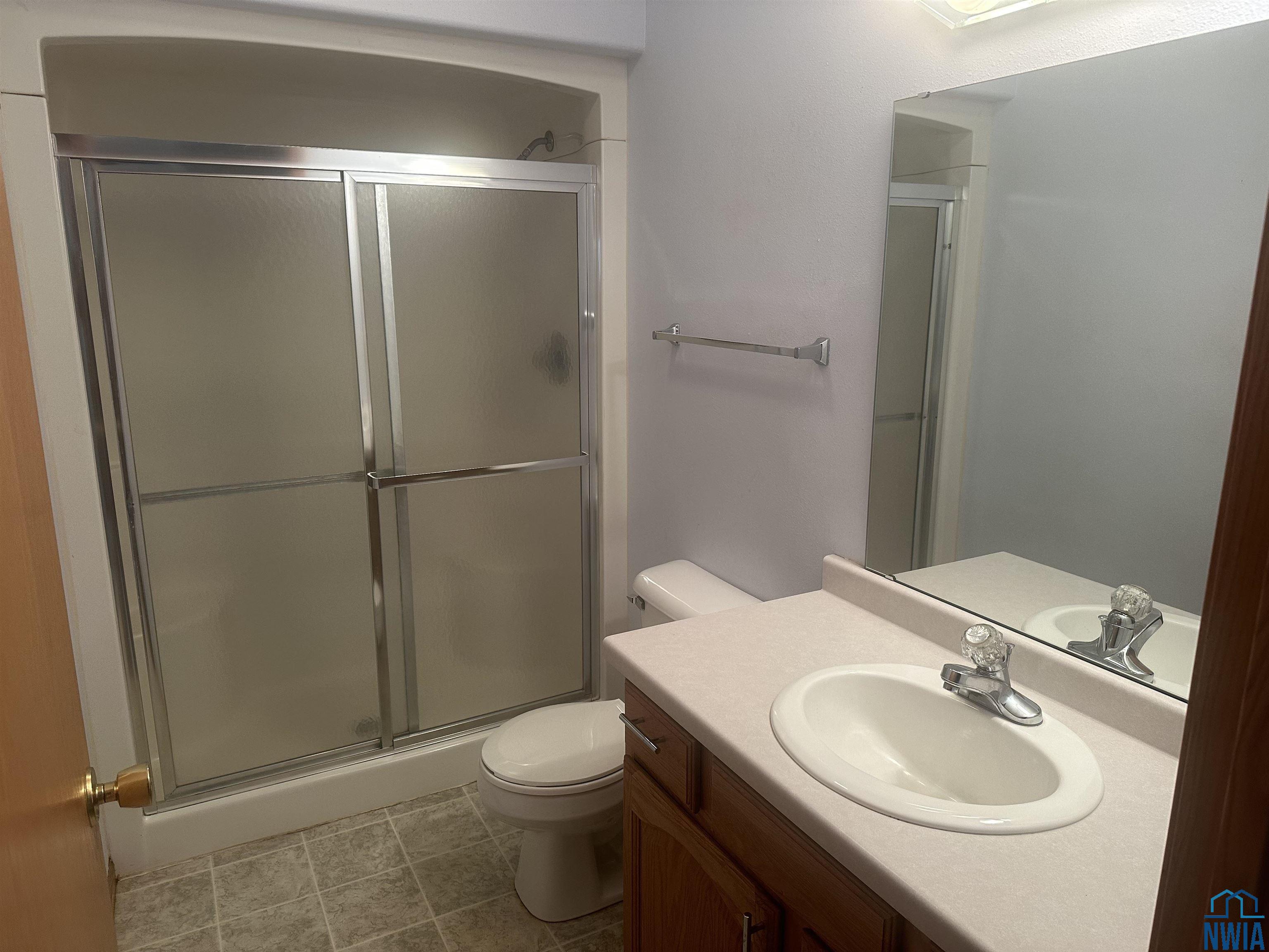 MLS #830527