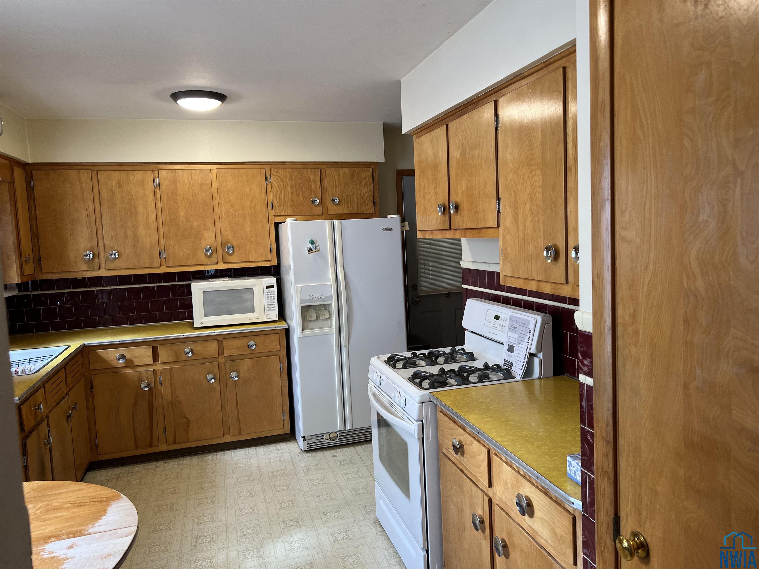 MLS #830540