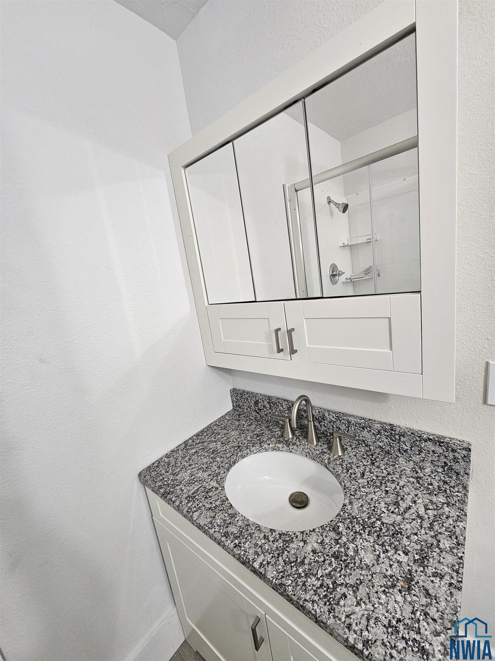 MLS #830545