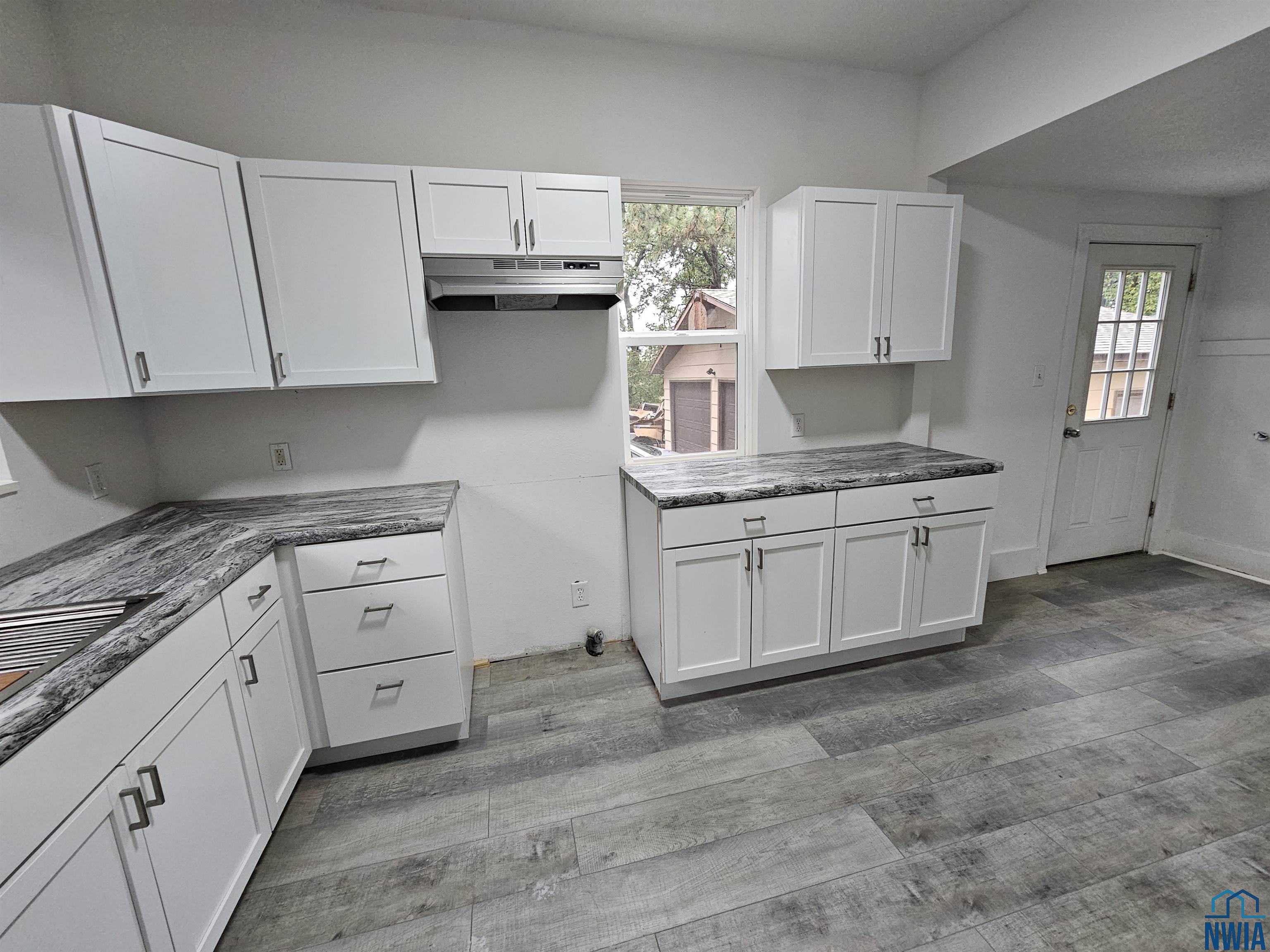 MLS #830545