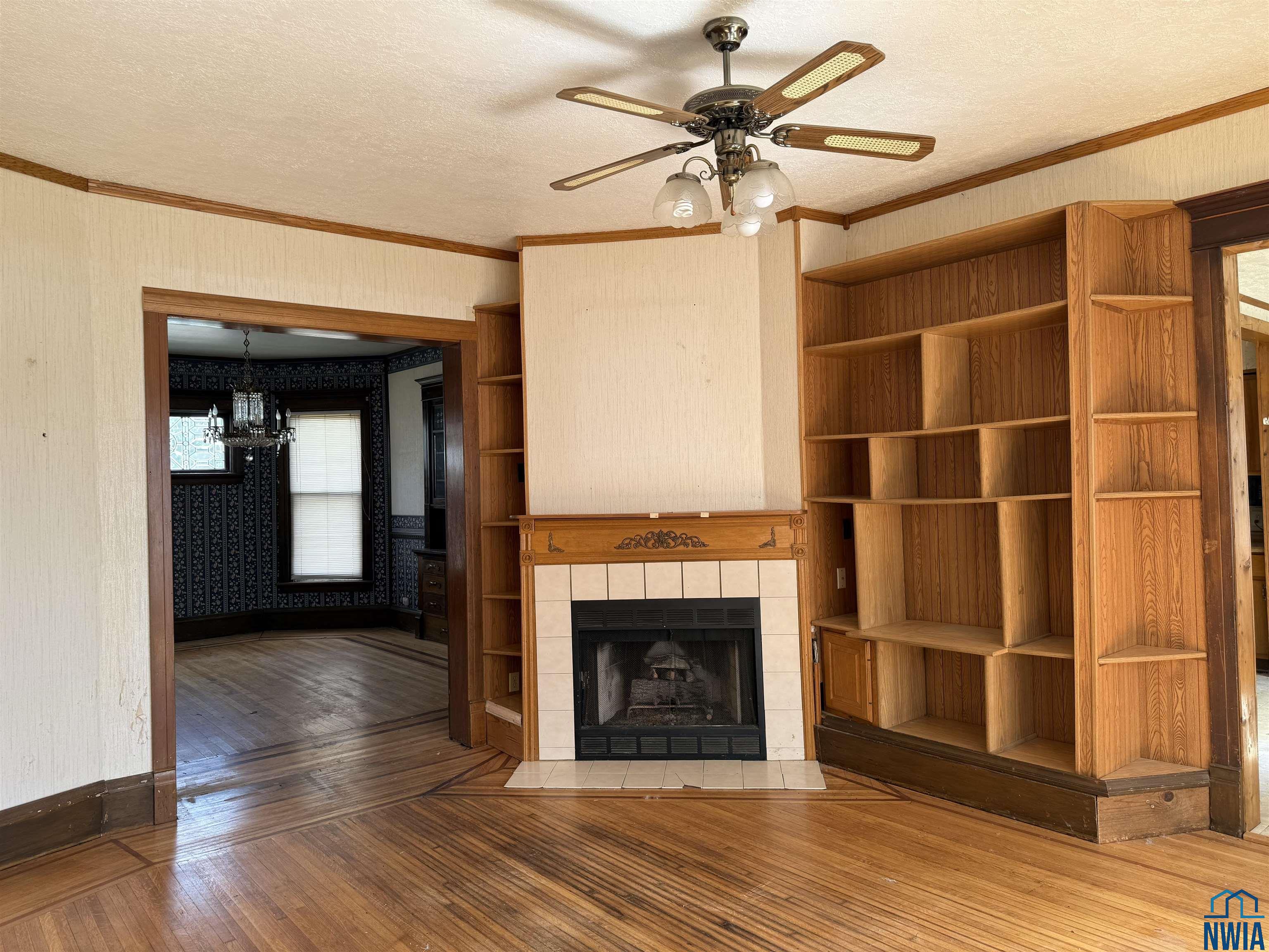 MLS #830547
