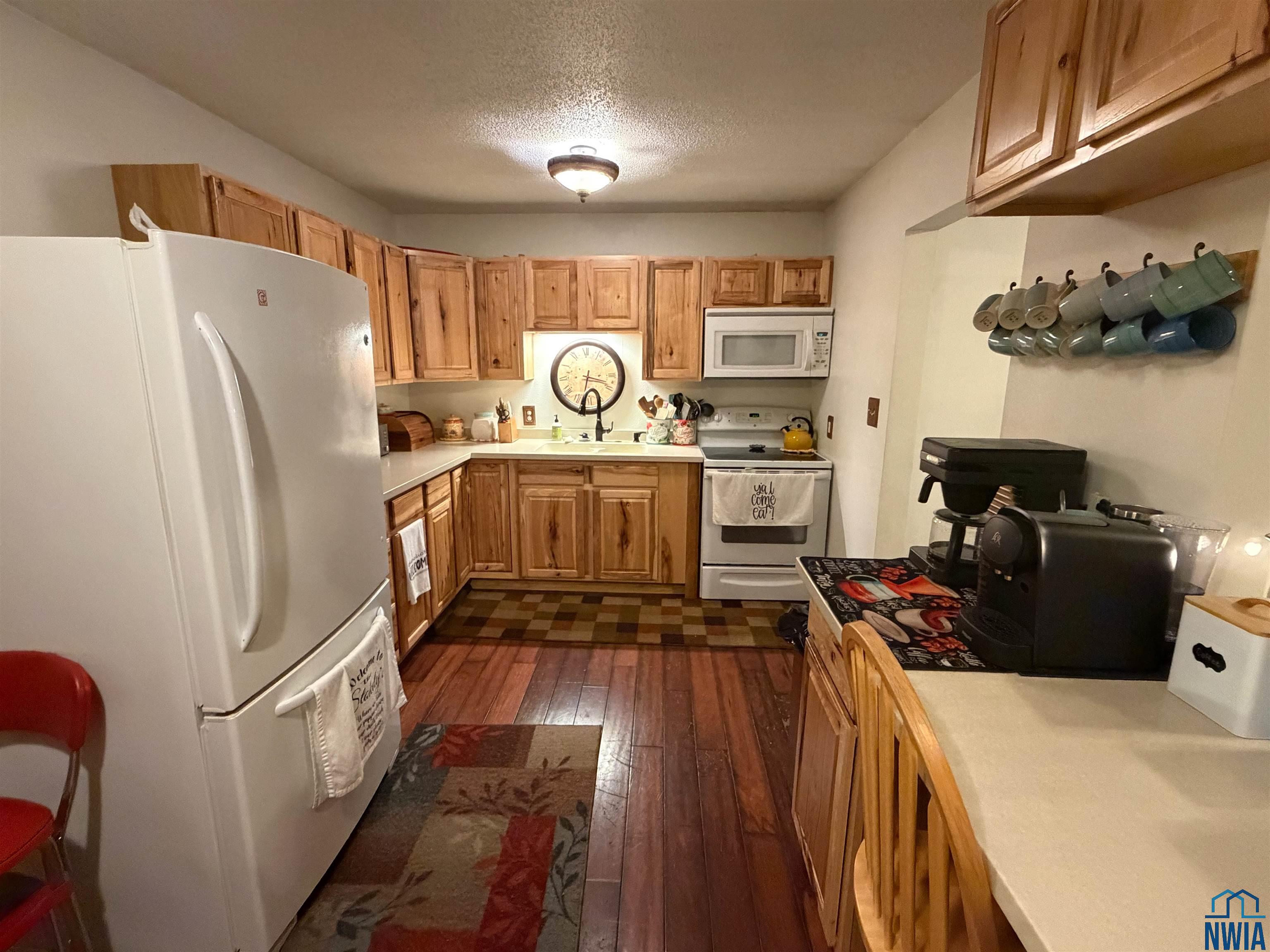 MLS #830552