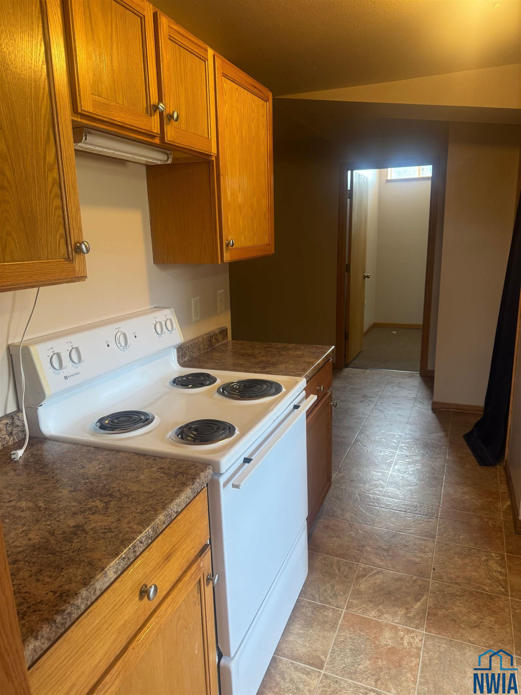 MLS #830557