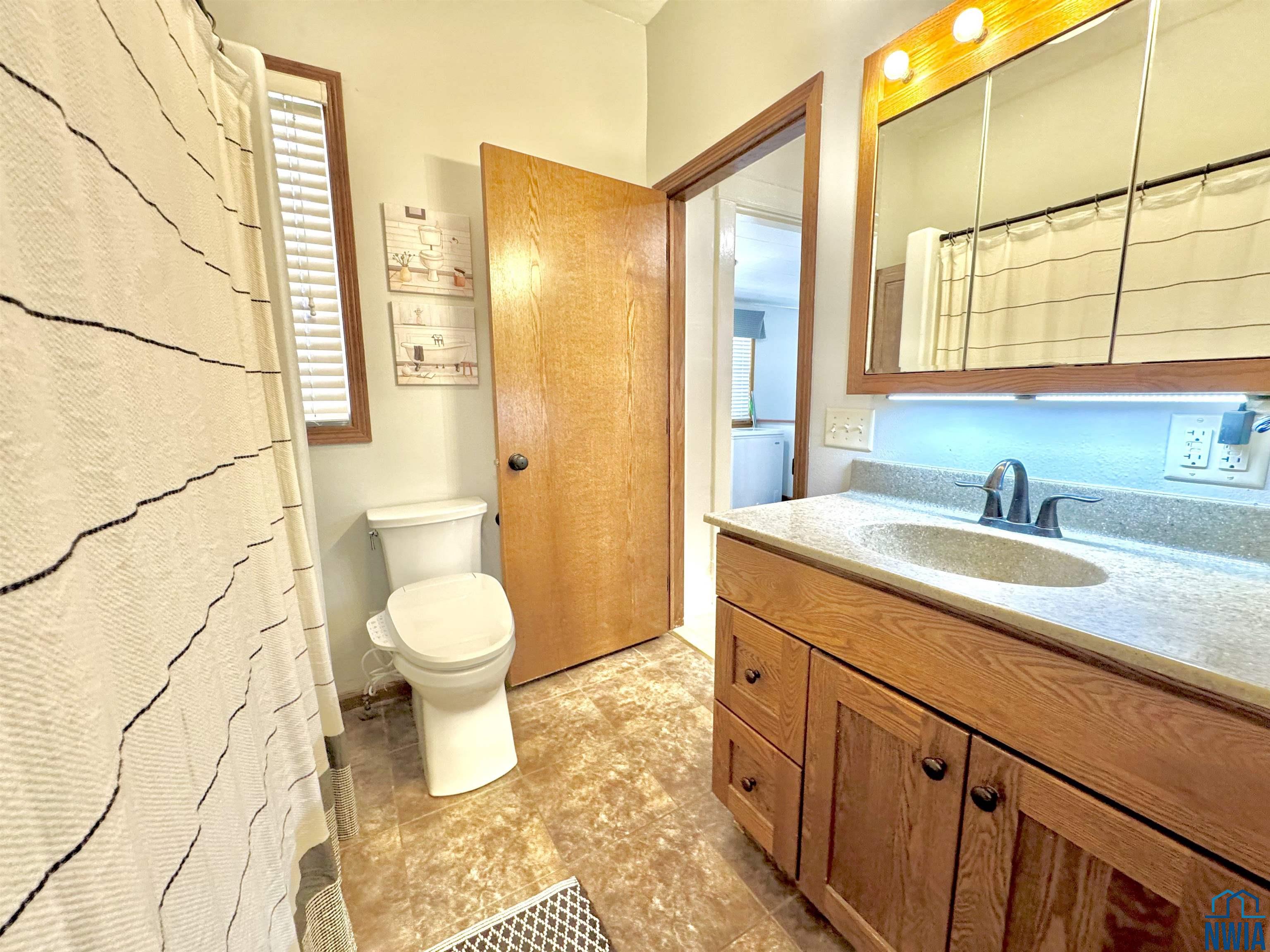 MLS #830561