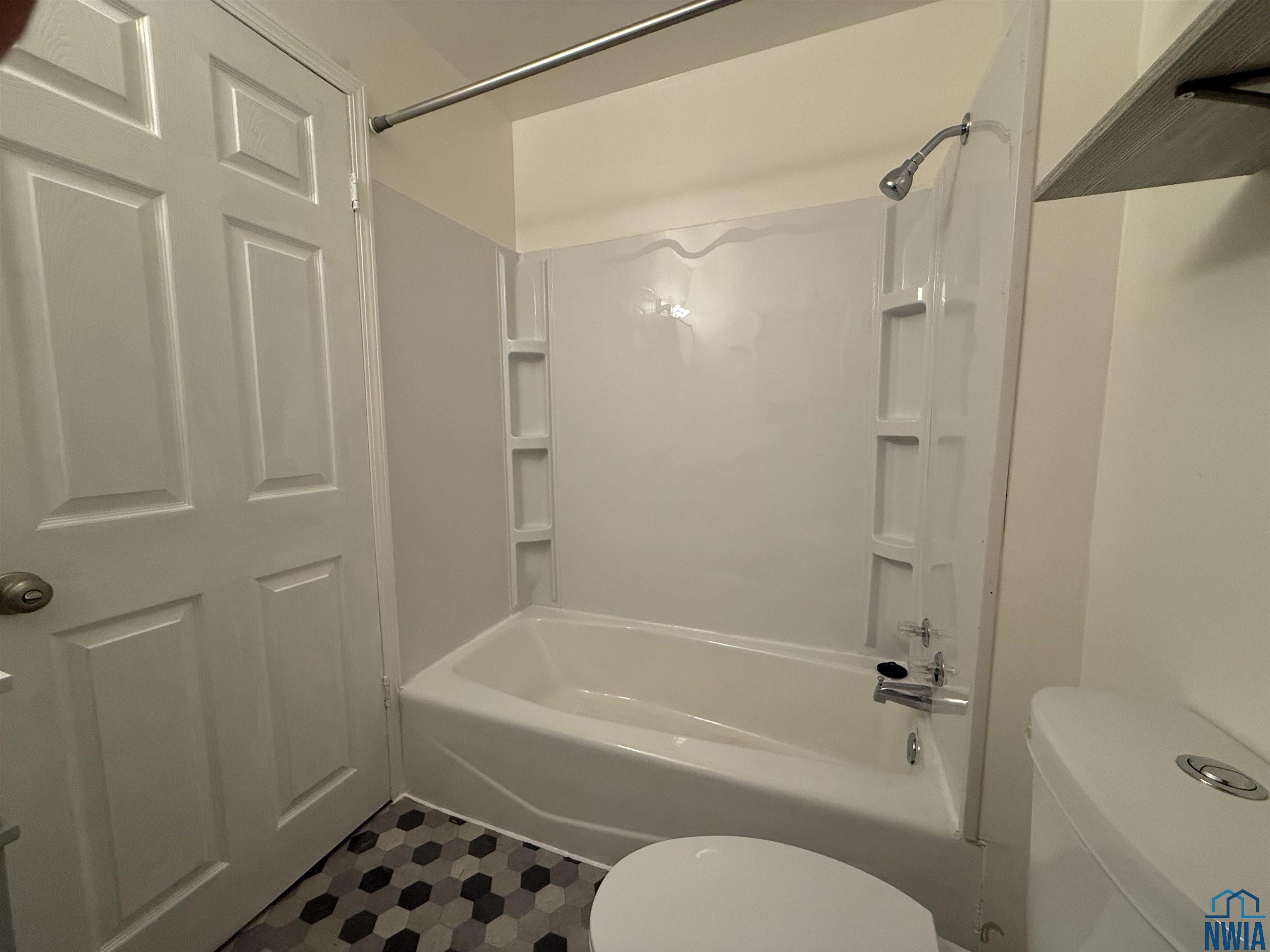 MLS #830563