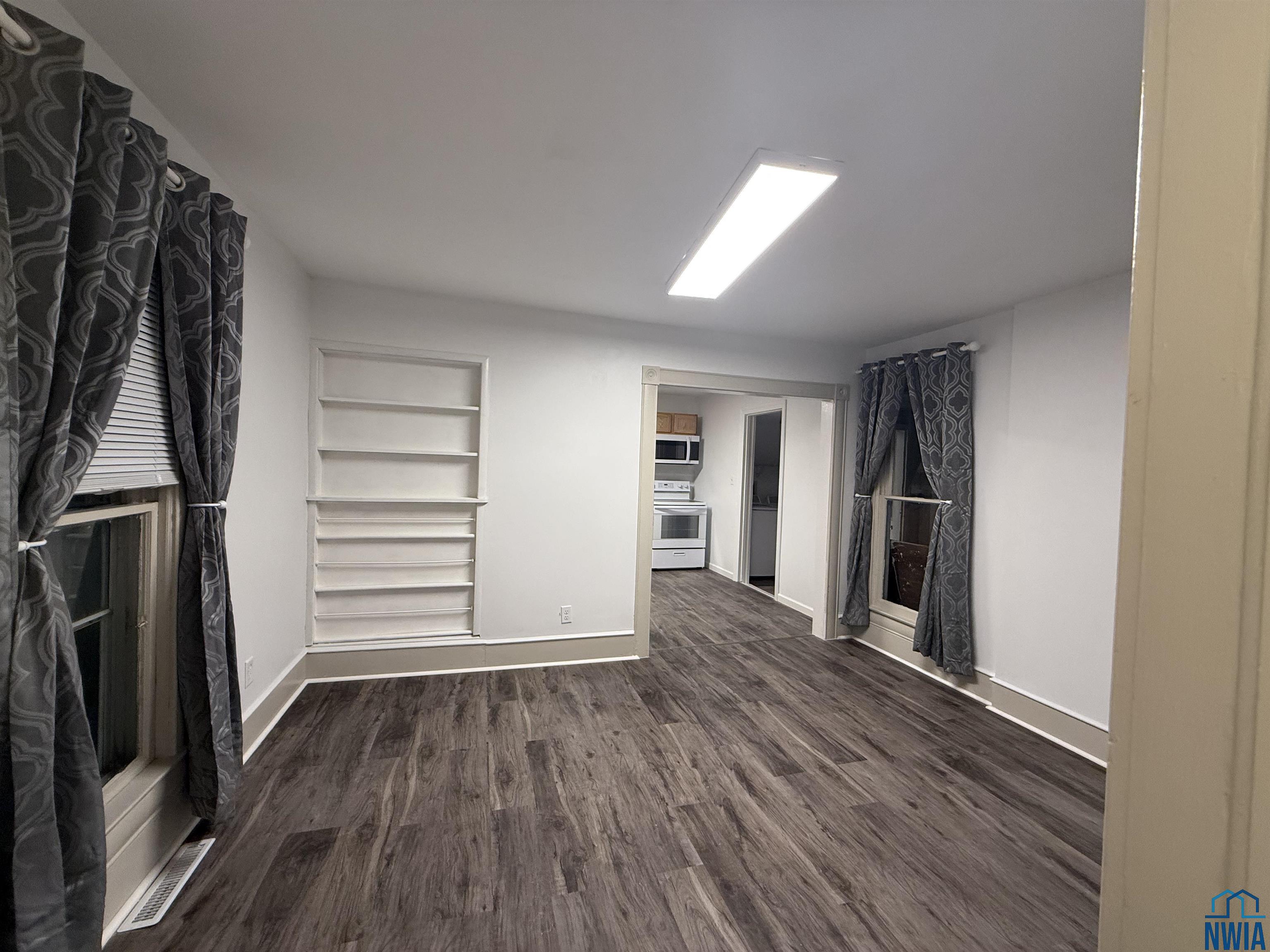 MLS #830563