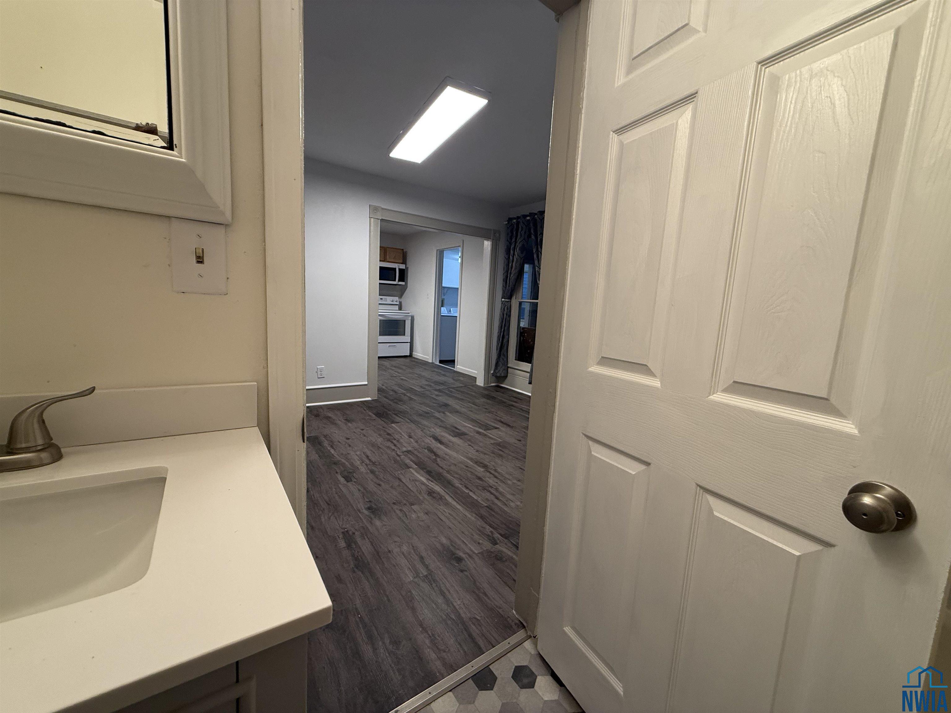 MLS #830563