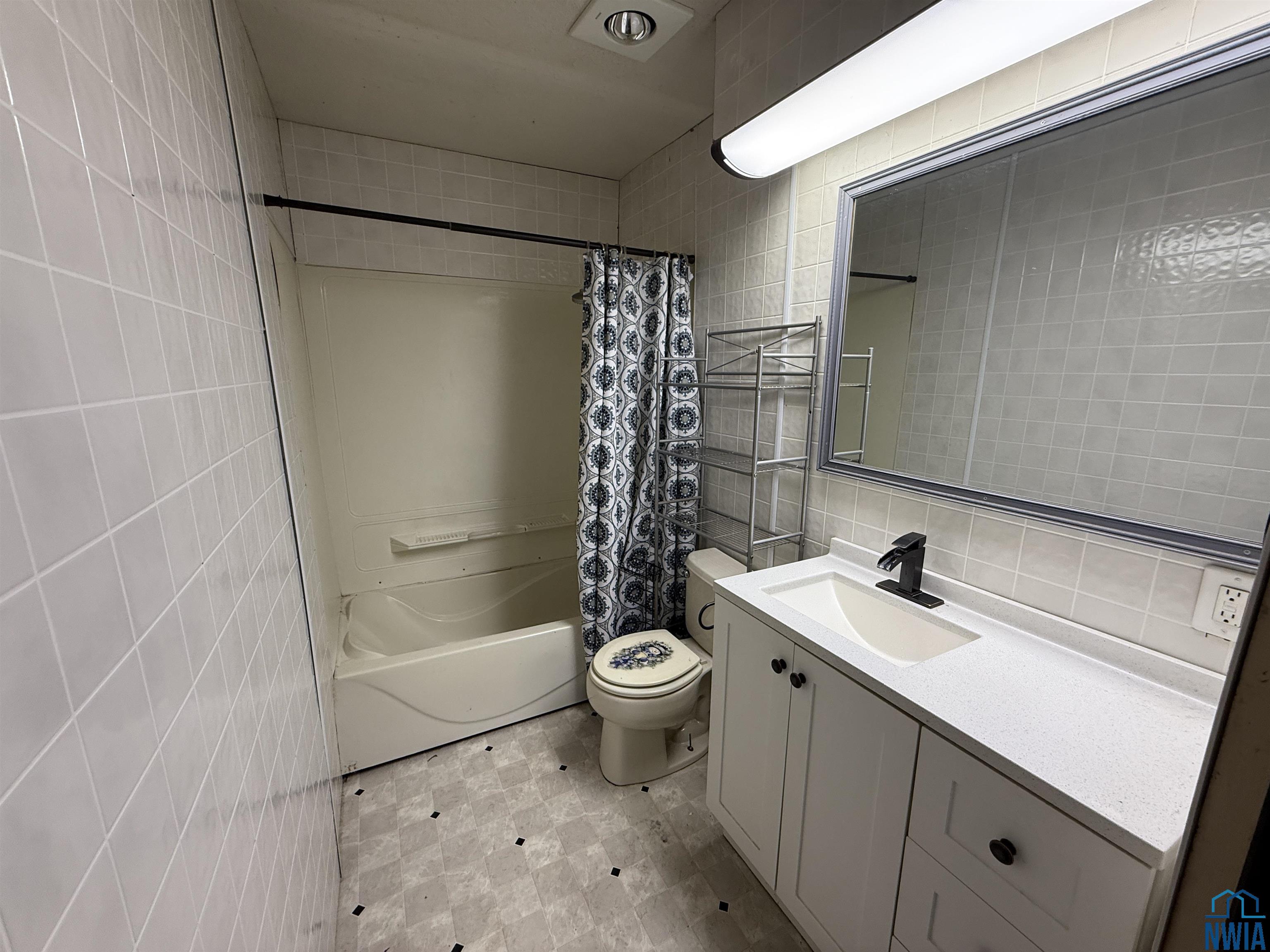 MLS #830568