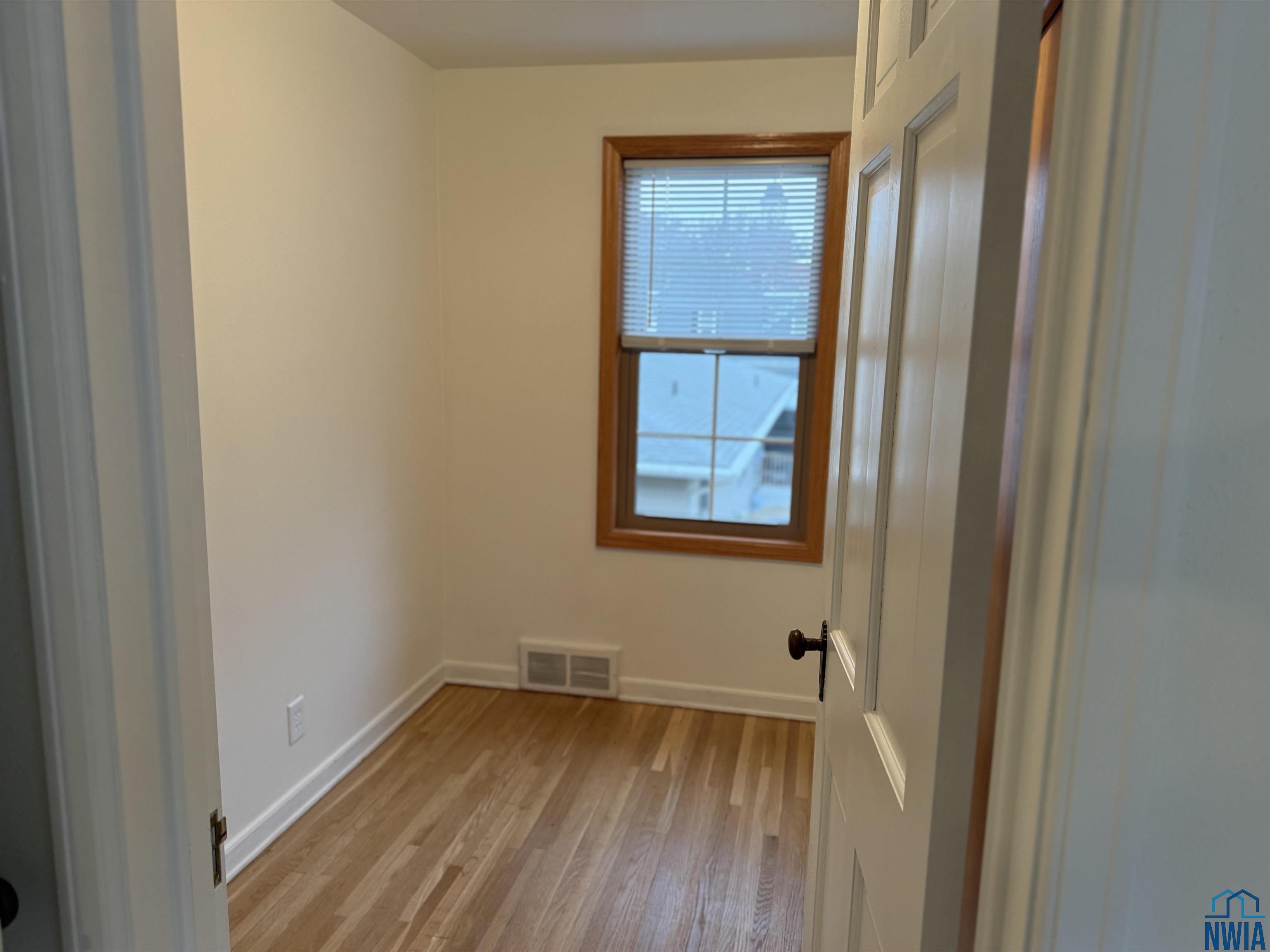 MLS #830570