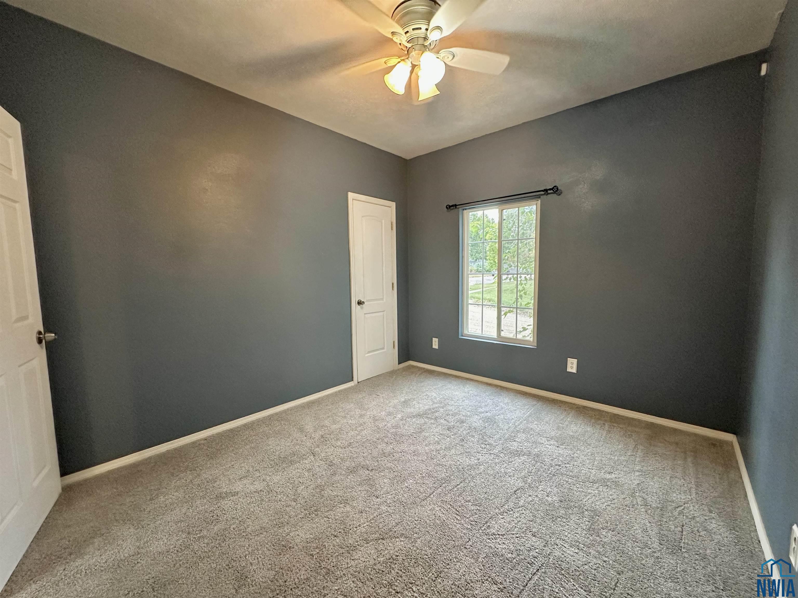 MLS #830571