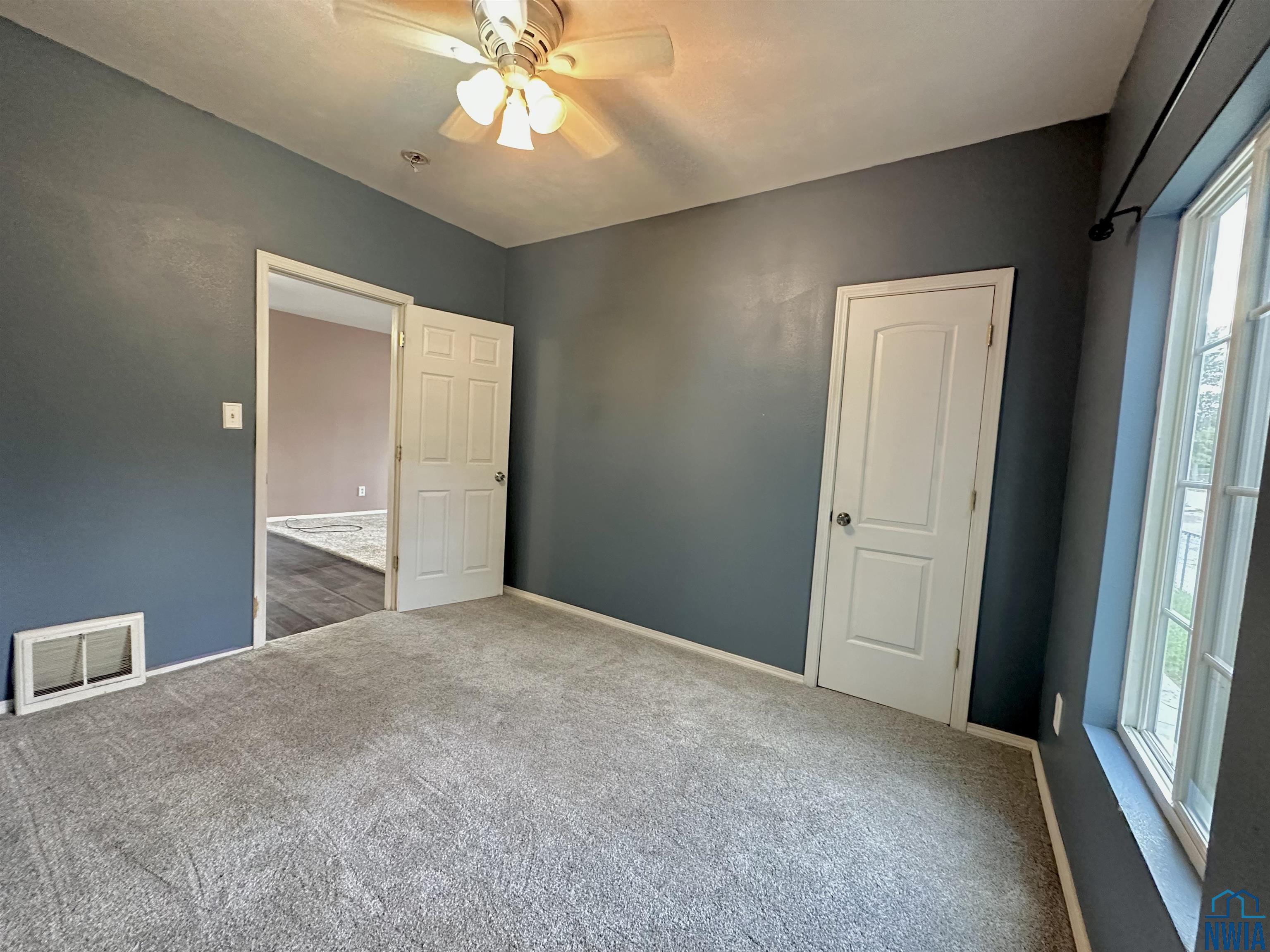 MLS #830571