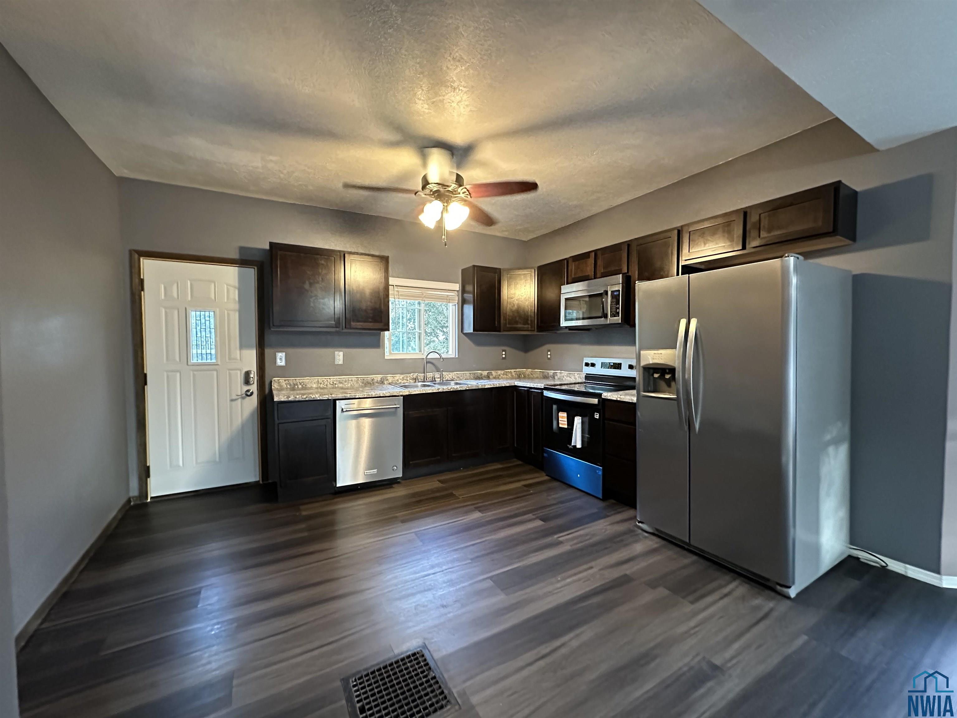 MLS #830571
