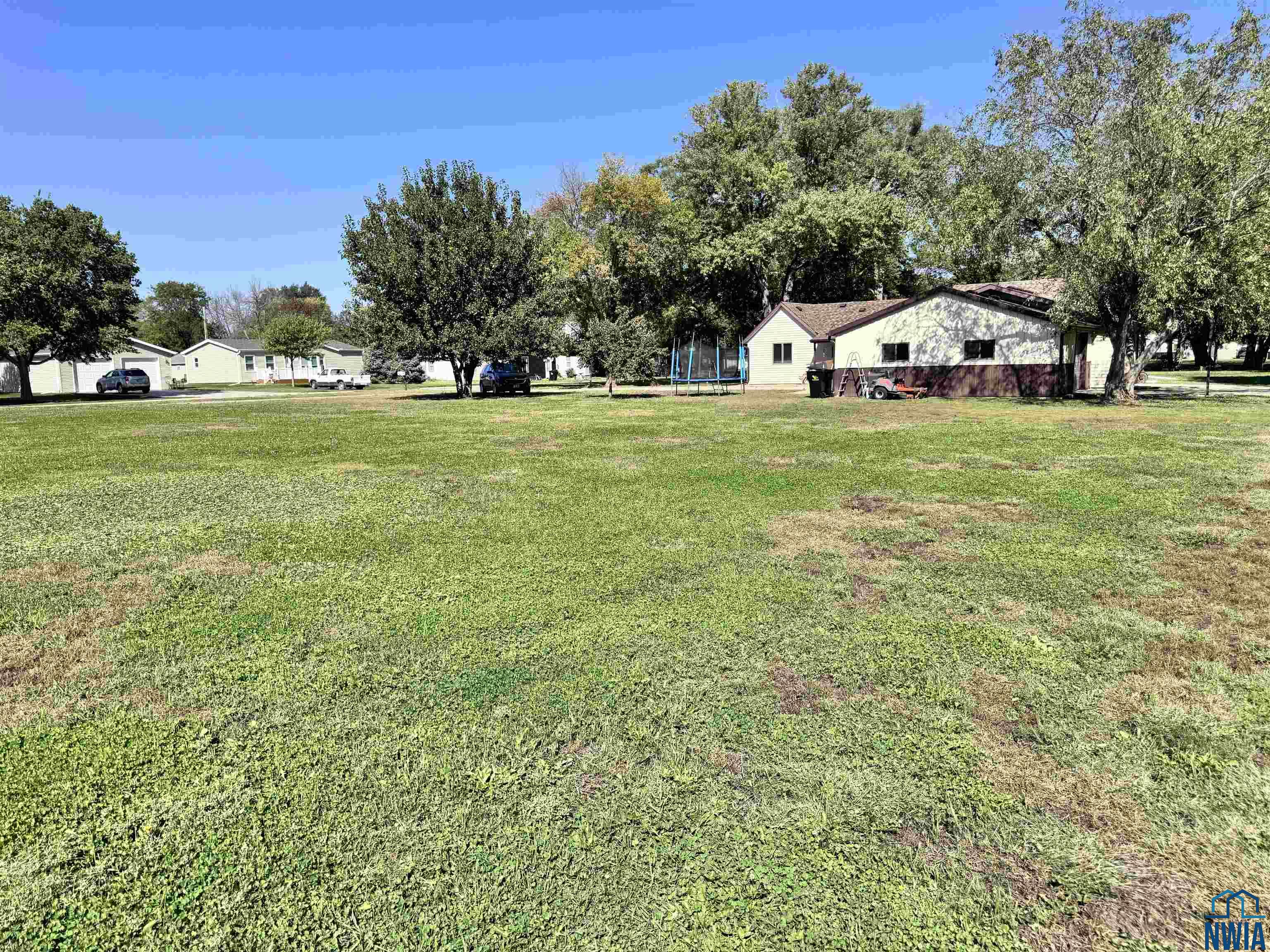 MLS #830576