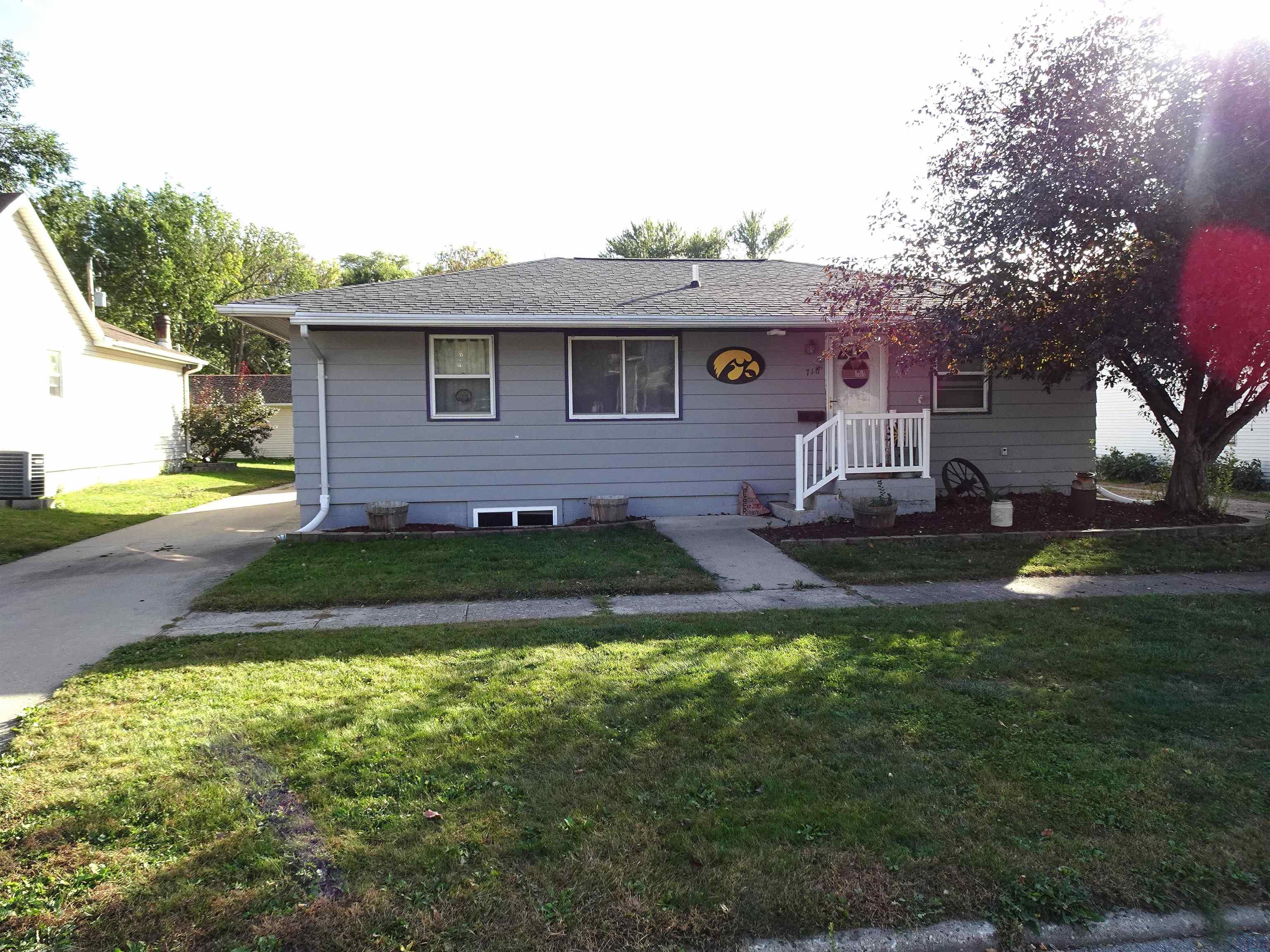 716 4th Street, Sheldon, IA 51201- 