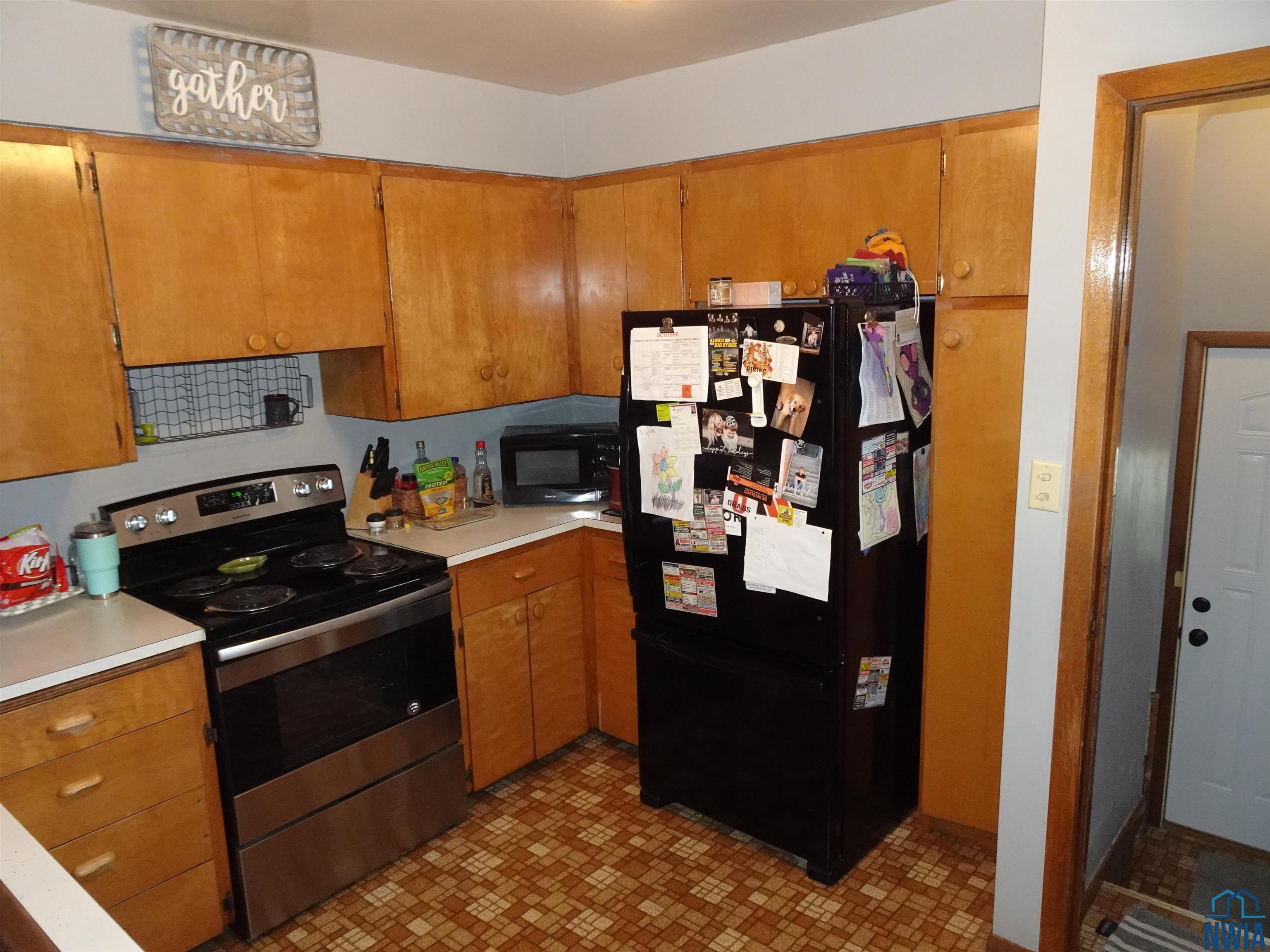 MLS #830578