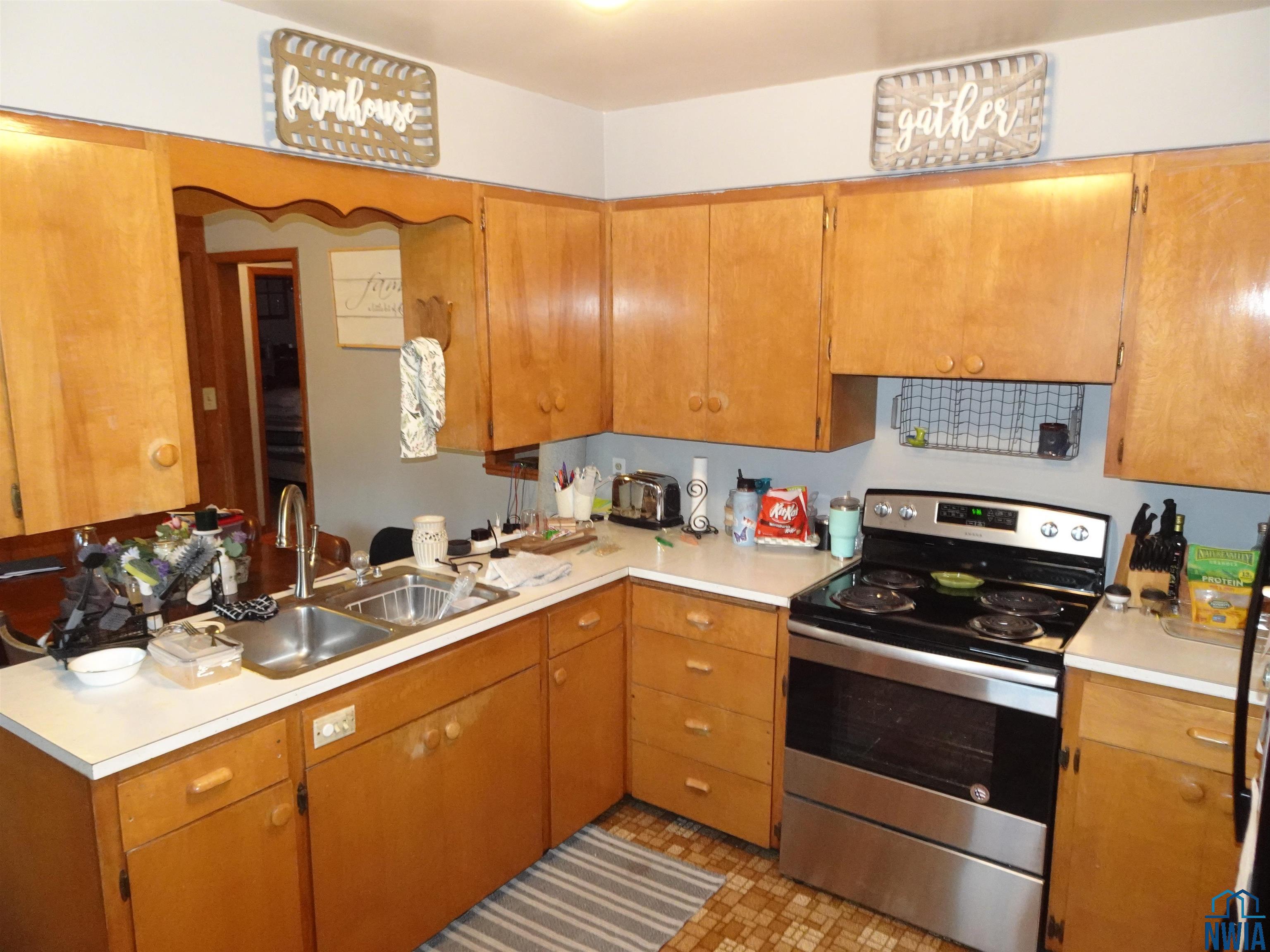 MLS #830578