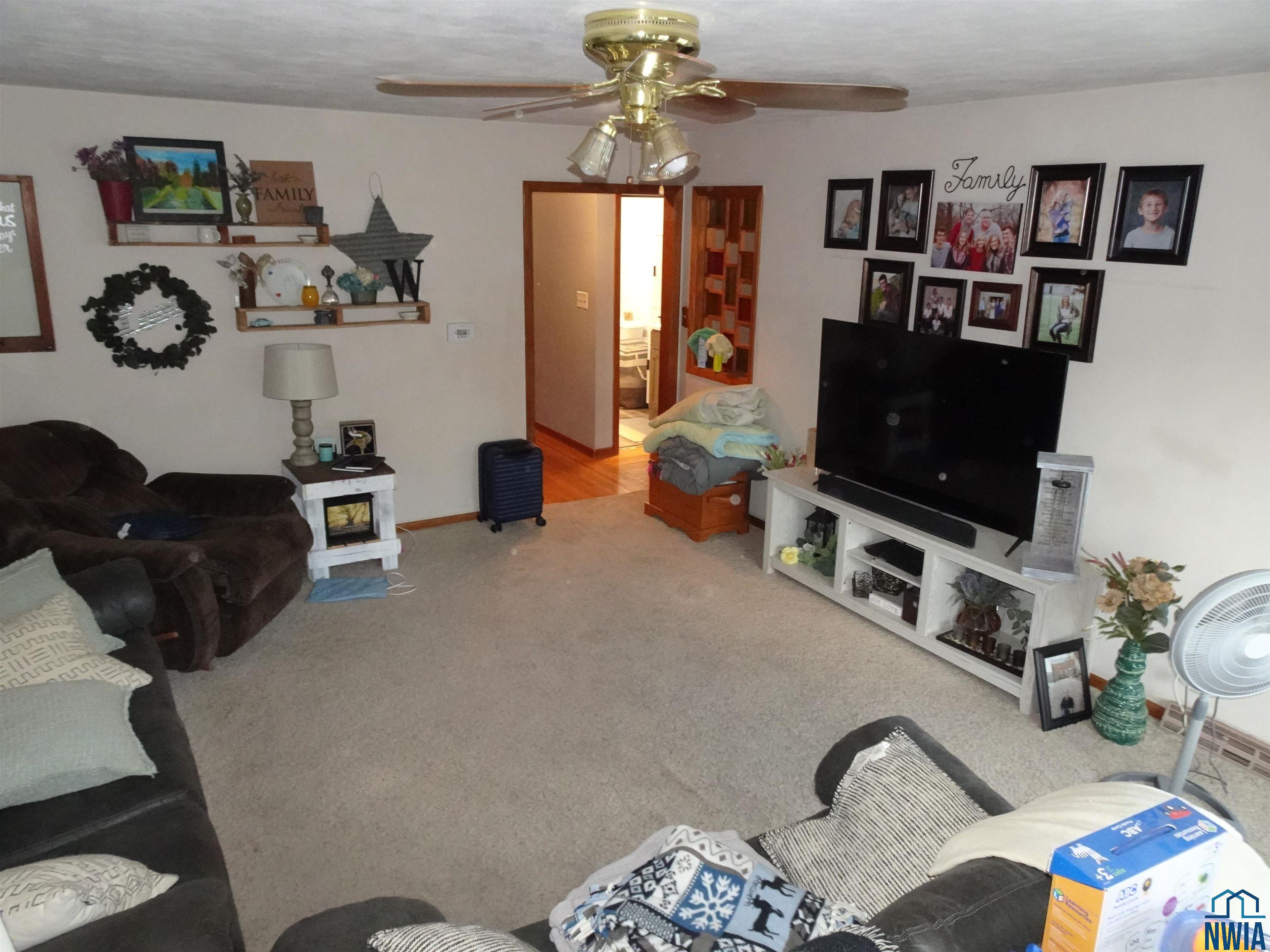 MLS #830578