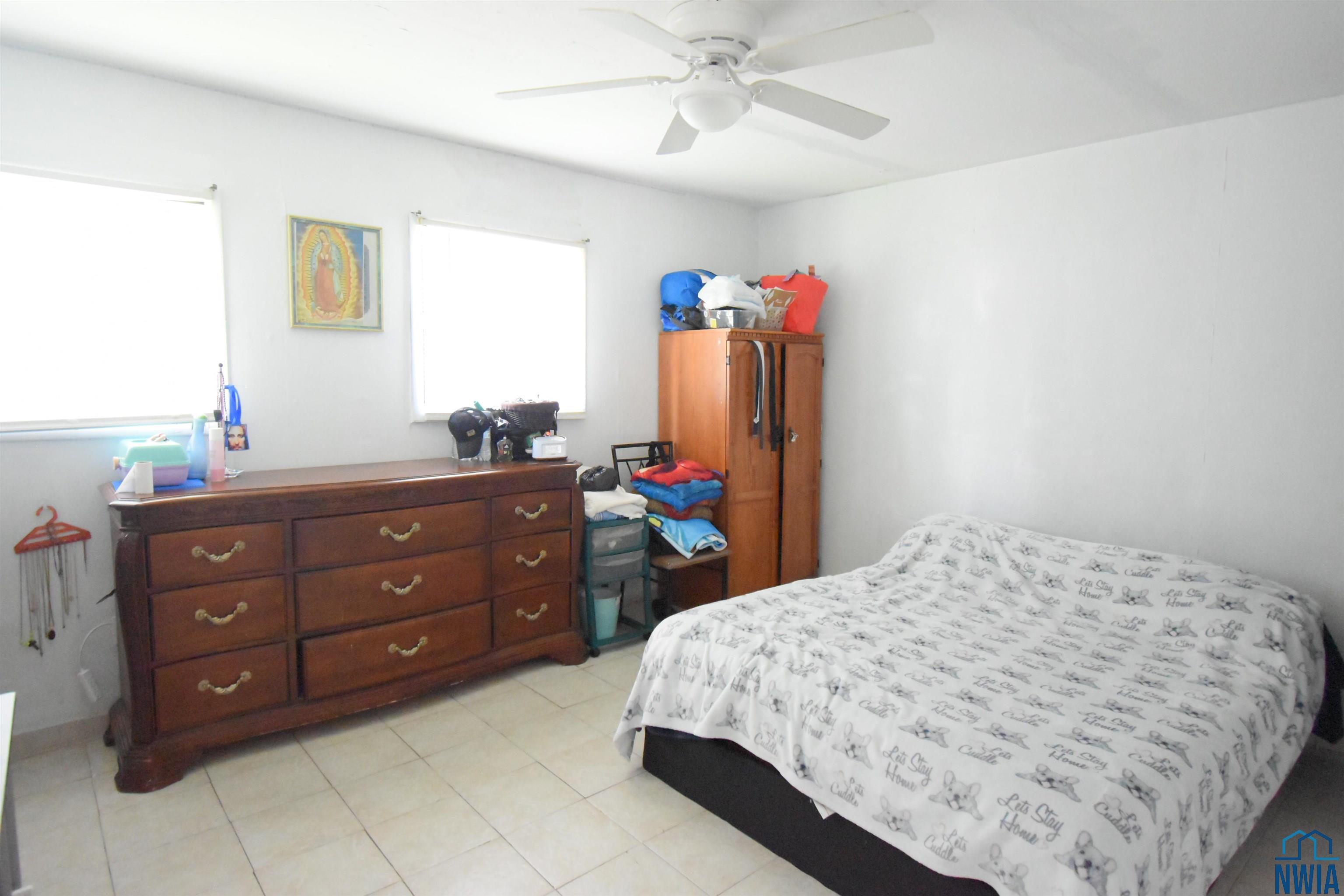 MLS #830579