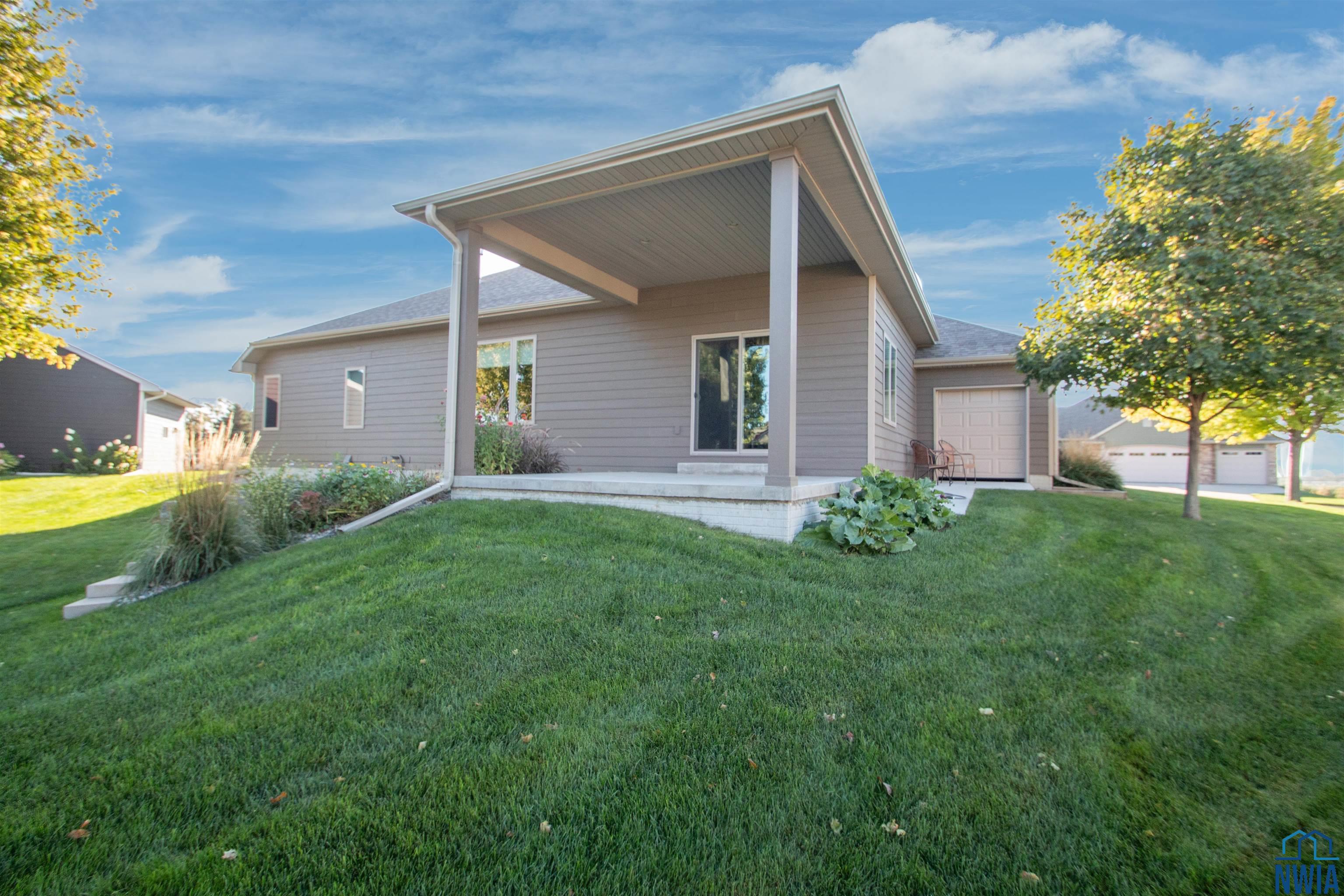 MLS #830592