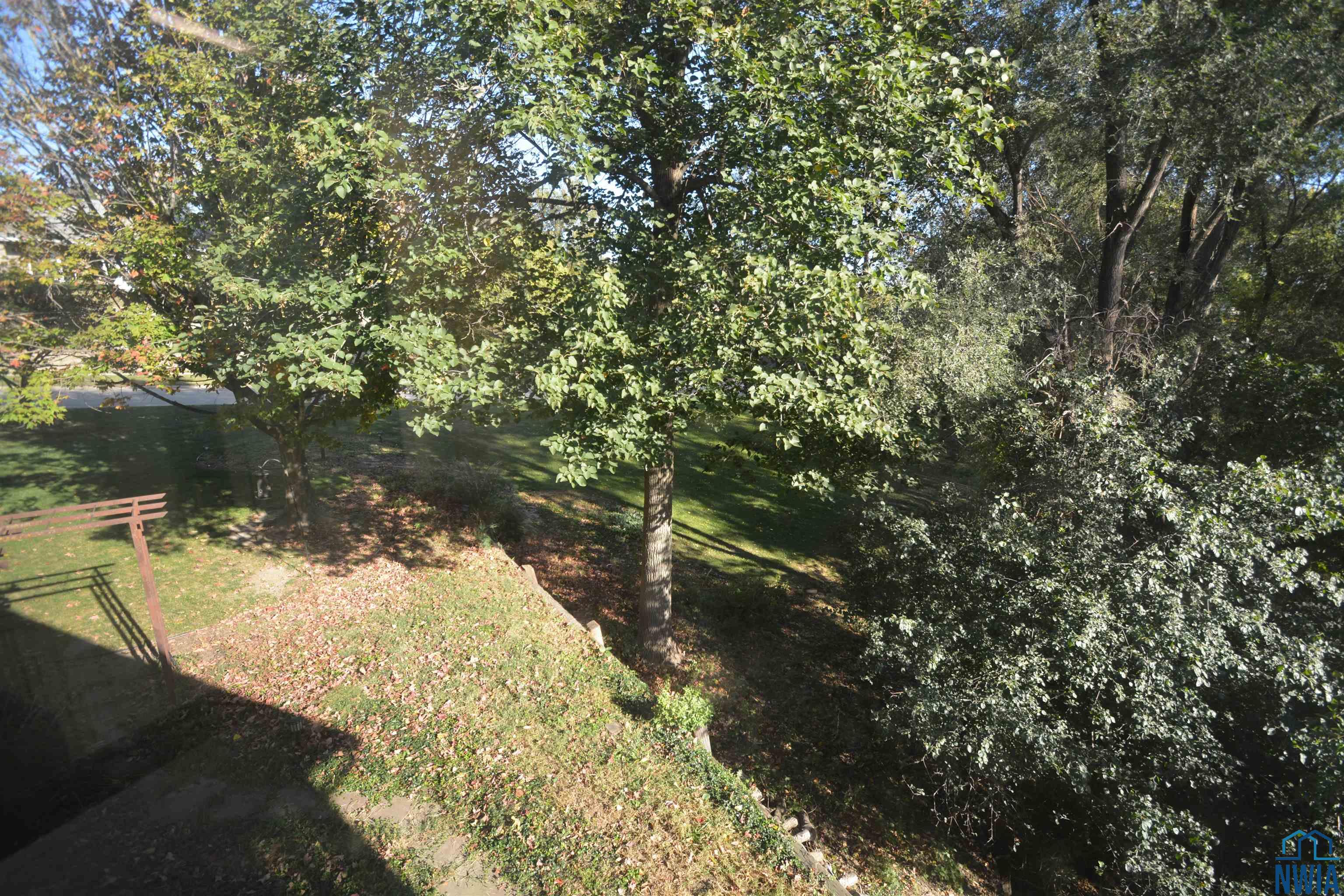 MLS #830594