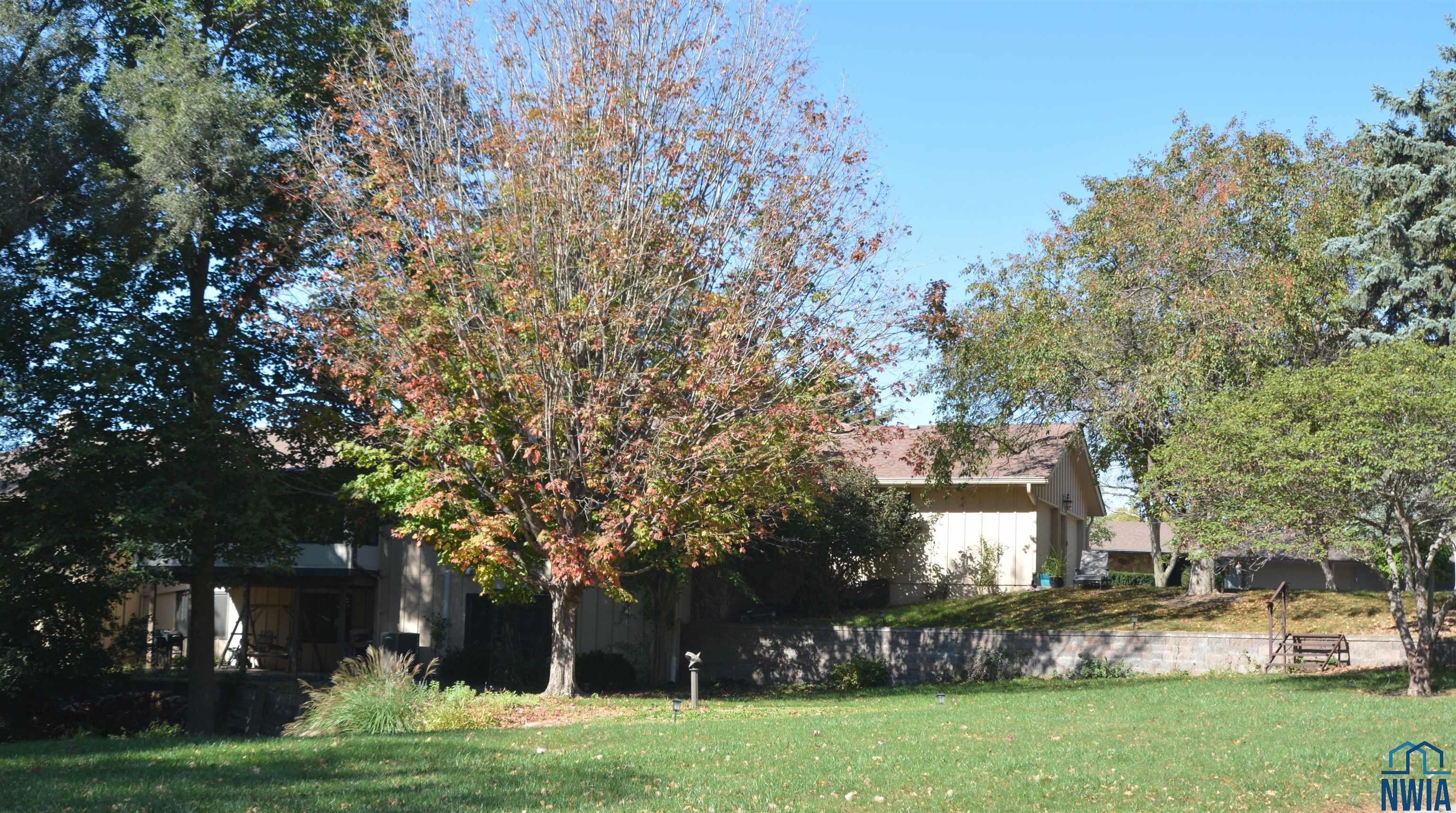 MLS #830594