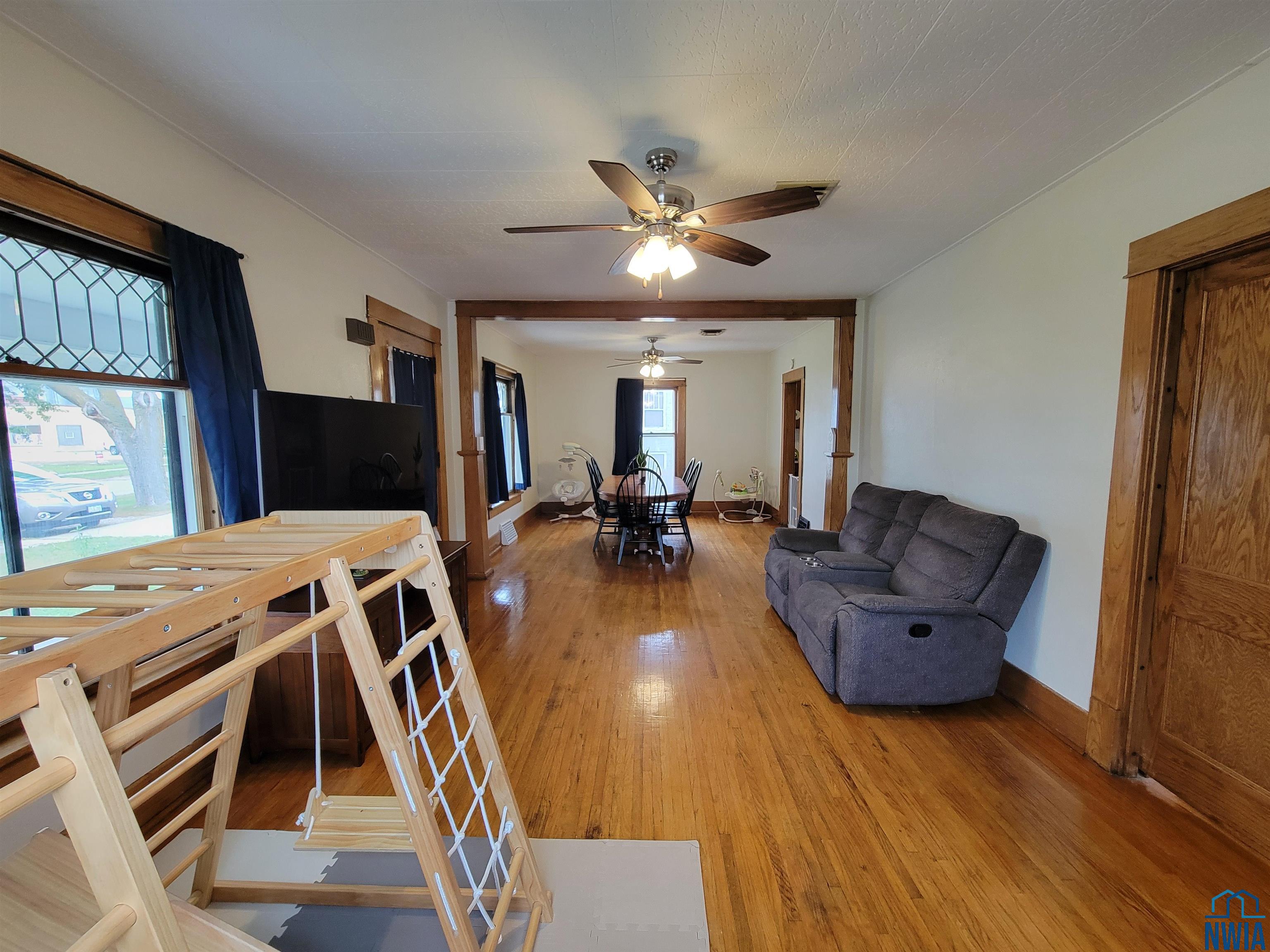 MLS #830595