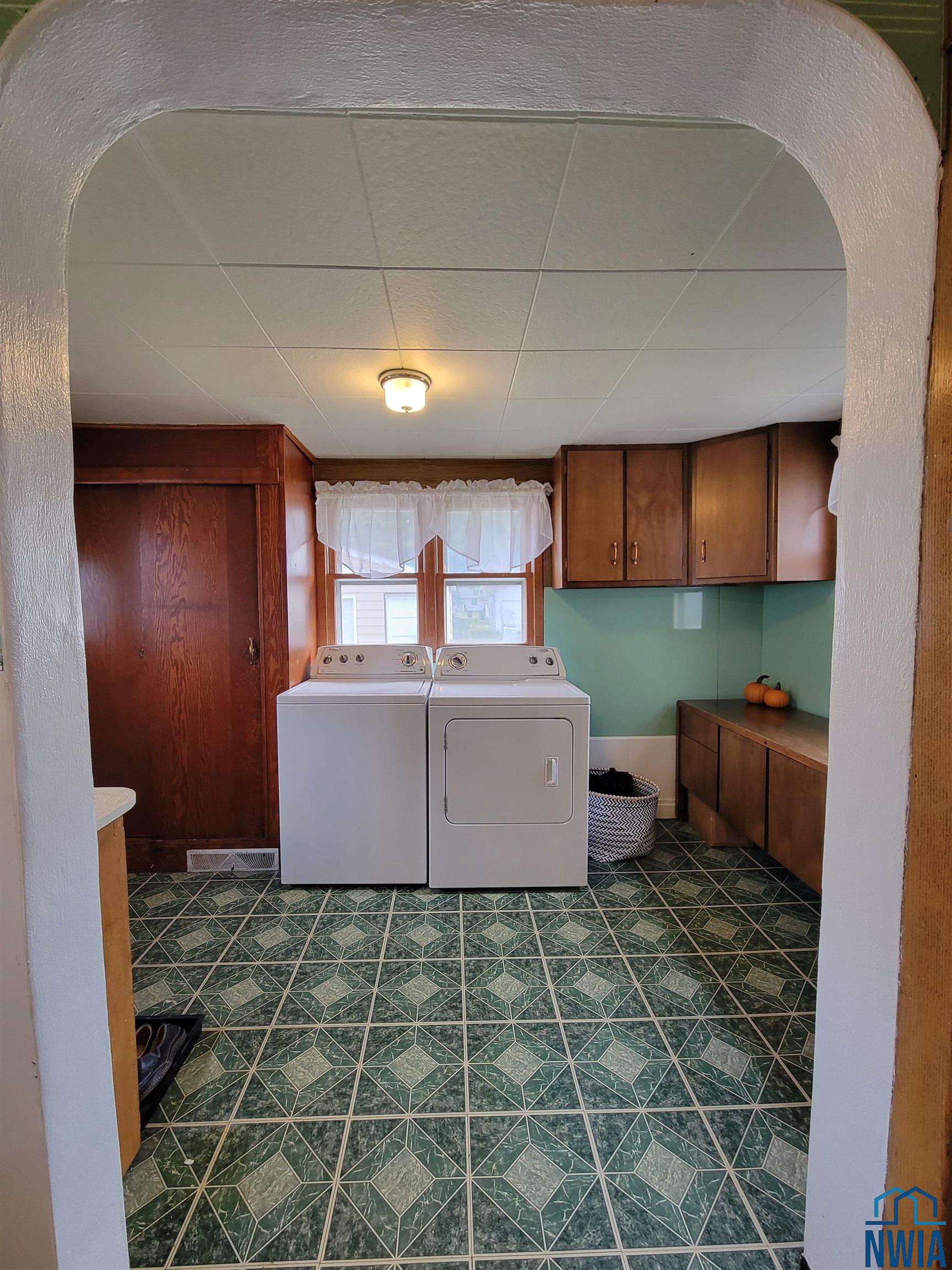 MLS #830595