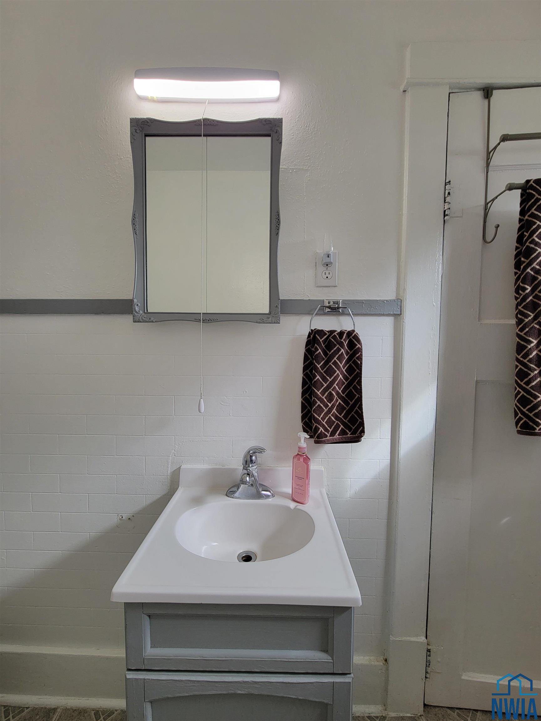 MLS #830595