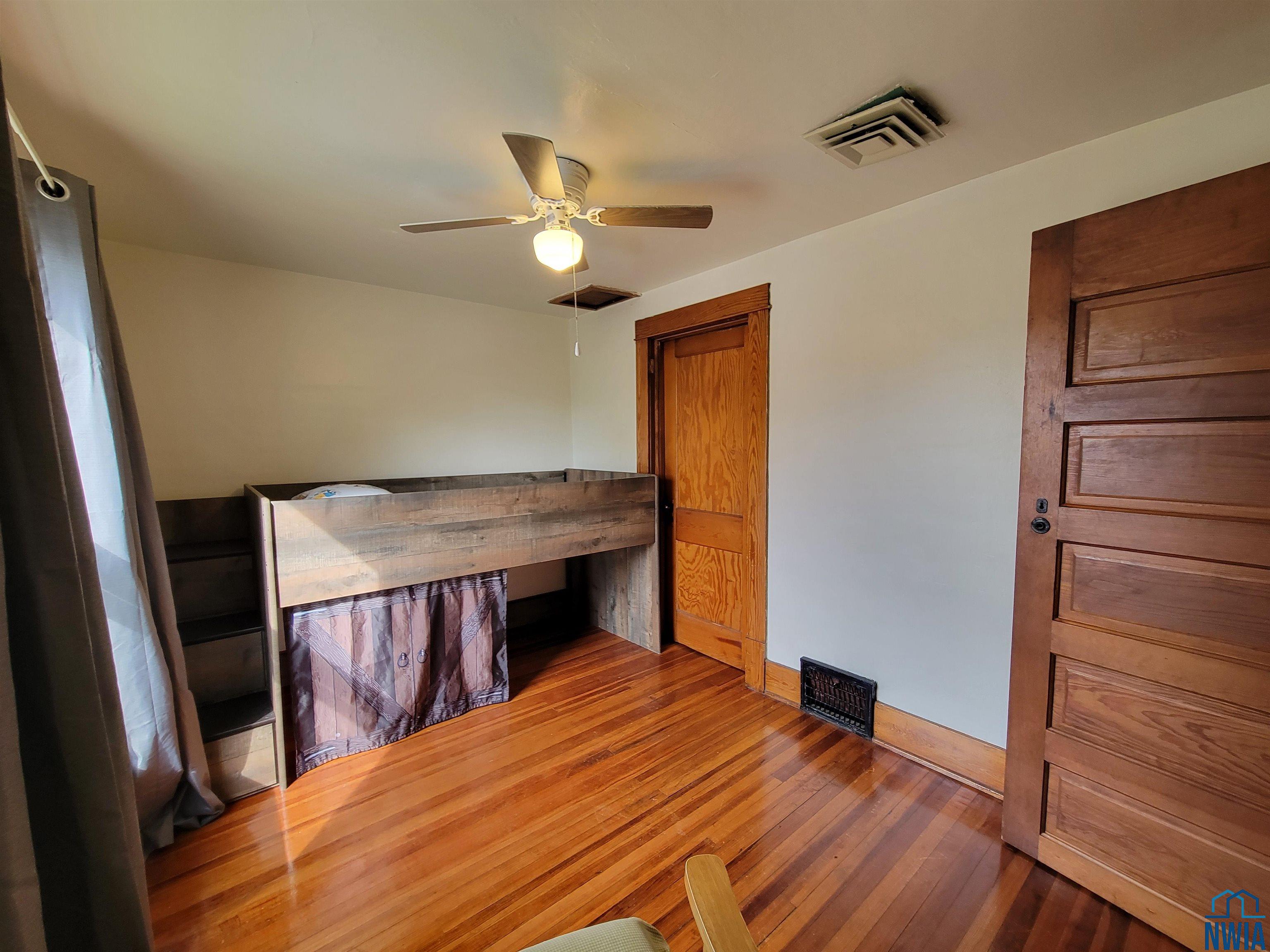 MLS #830595