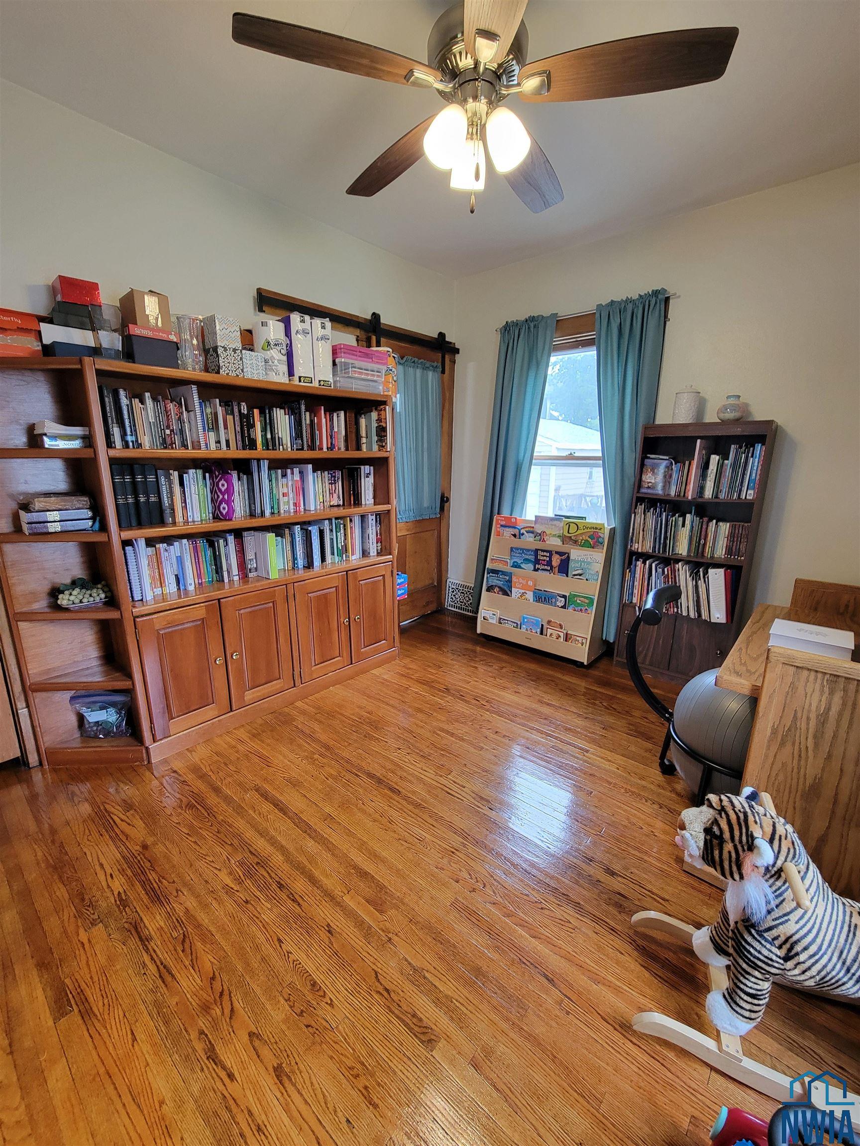 MLS #830595