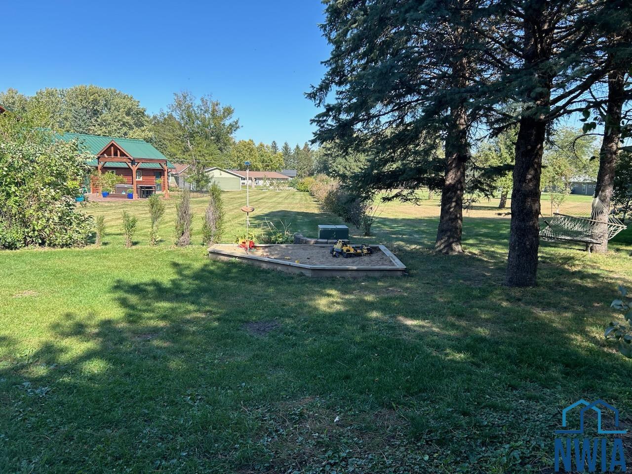 MLS #830600