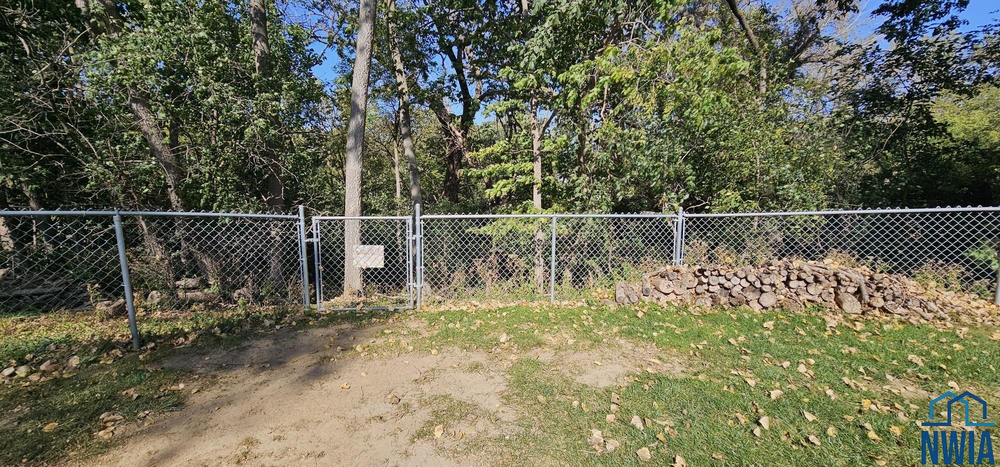 MLS #830607