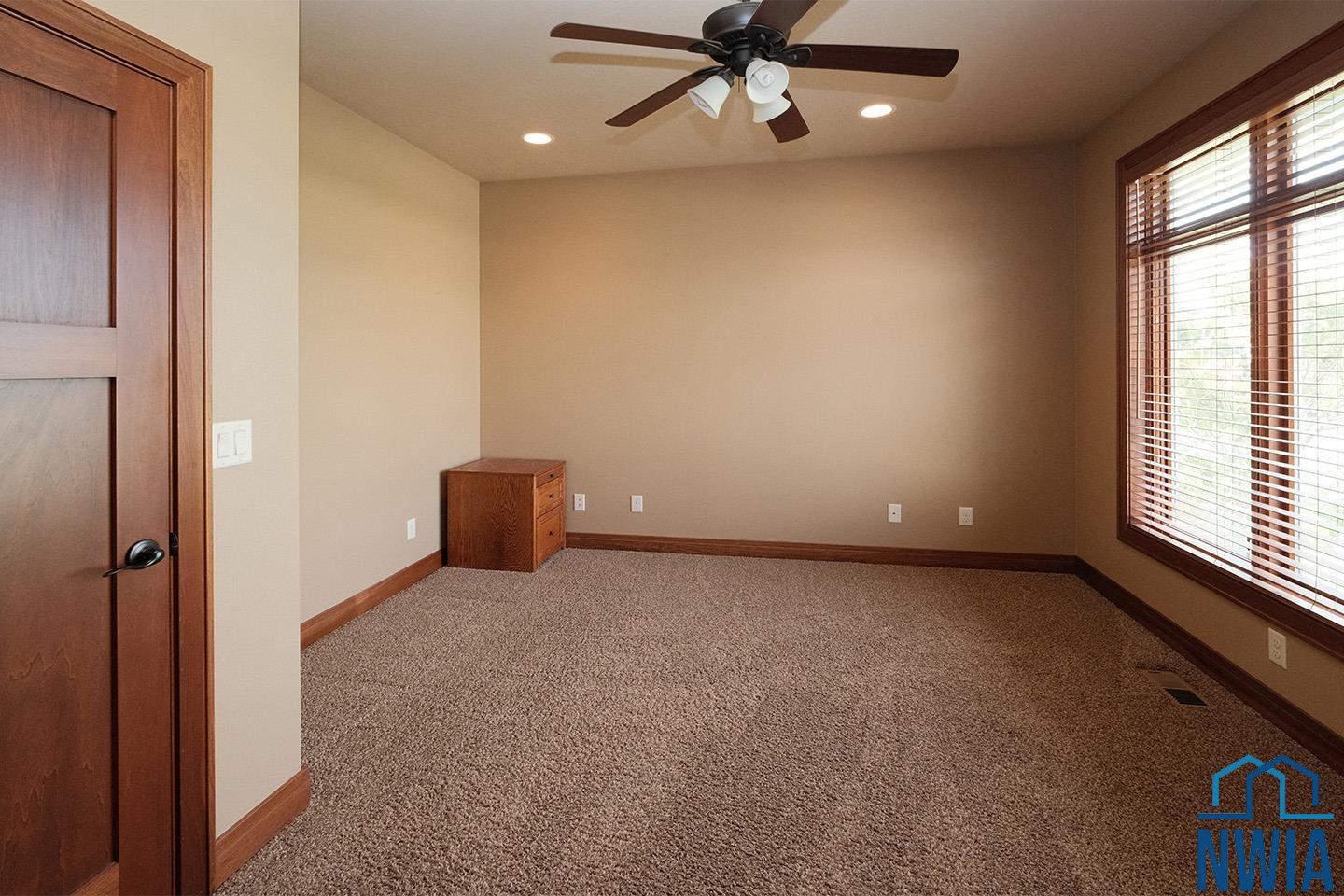 MLS #830617