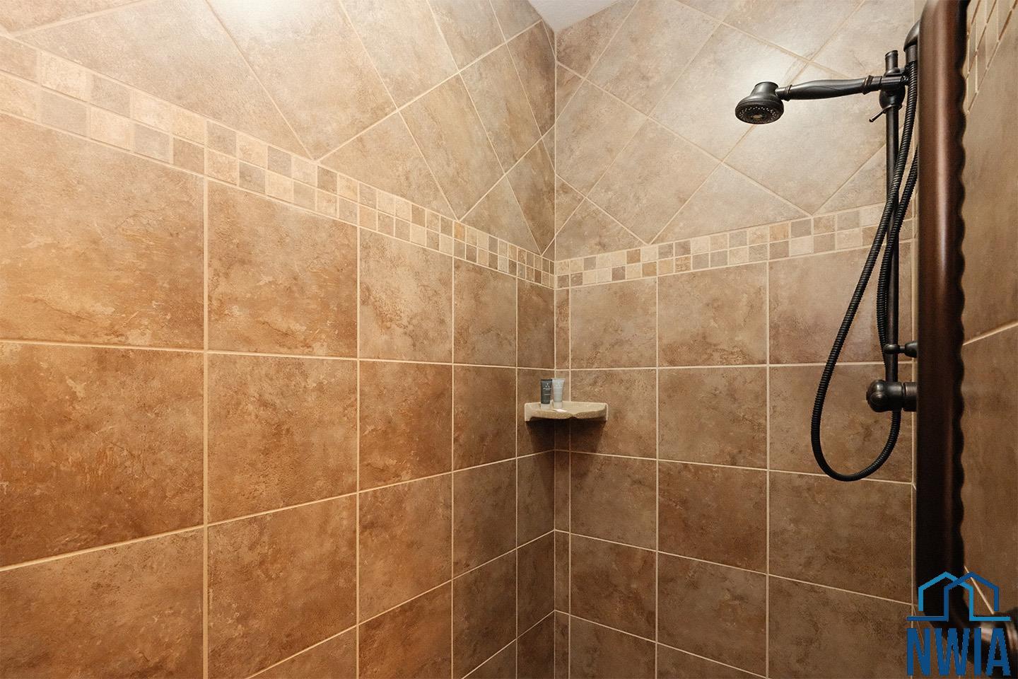 MLS #830617