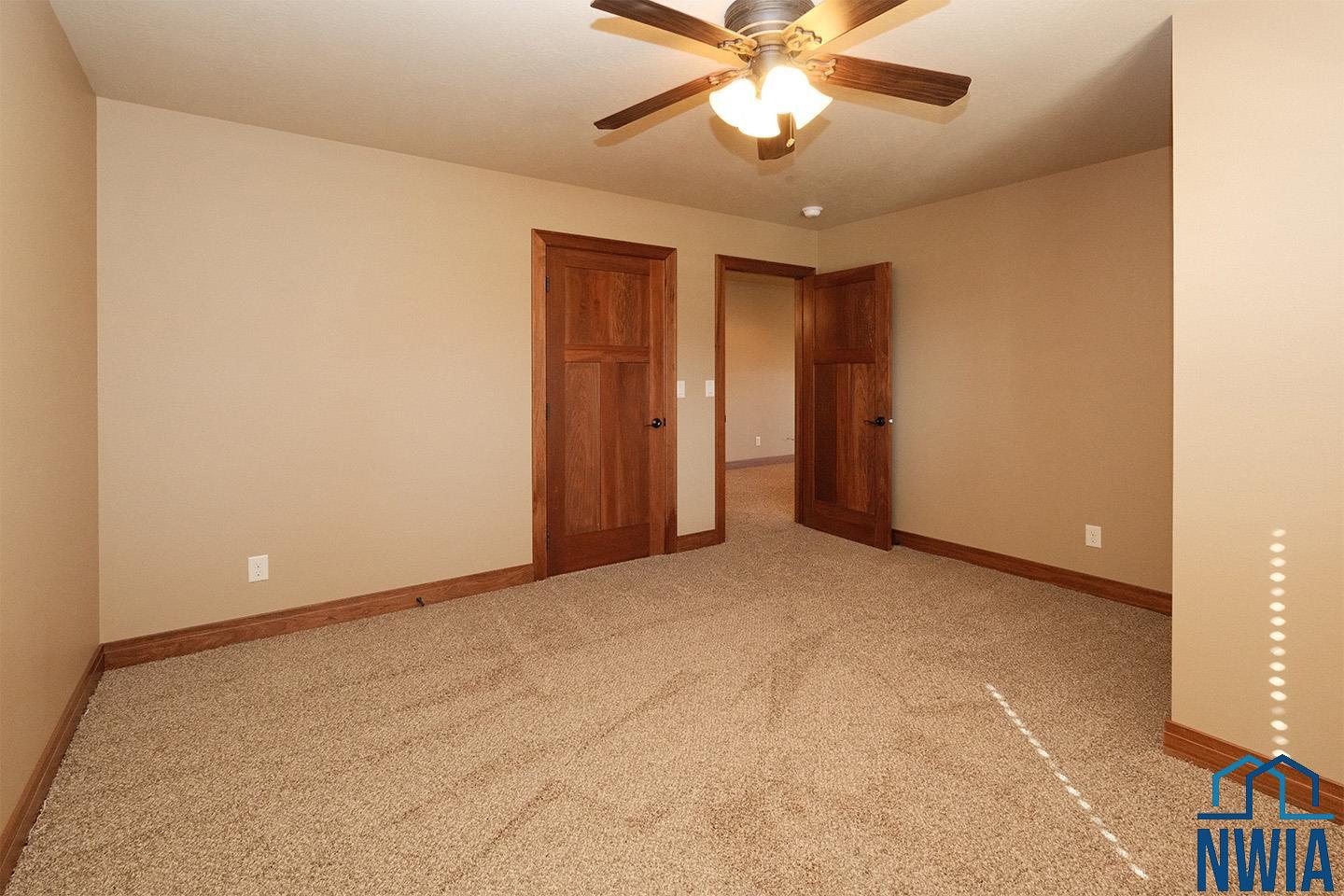 MLS #830617