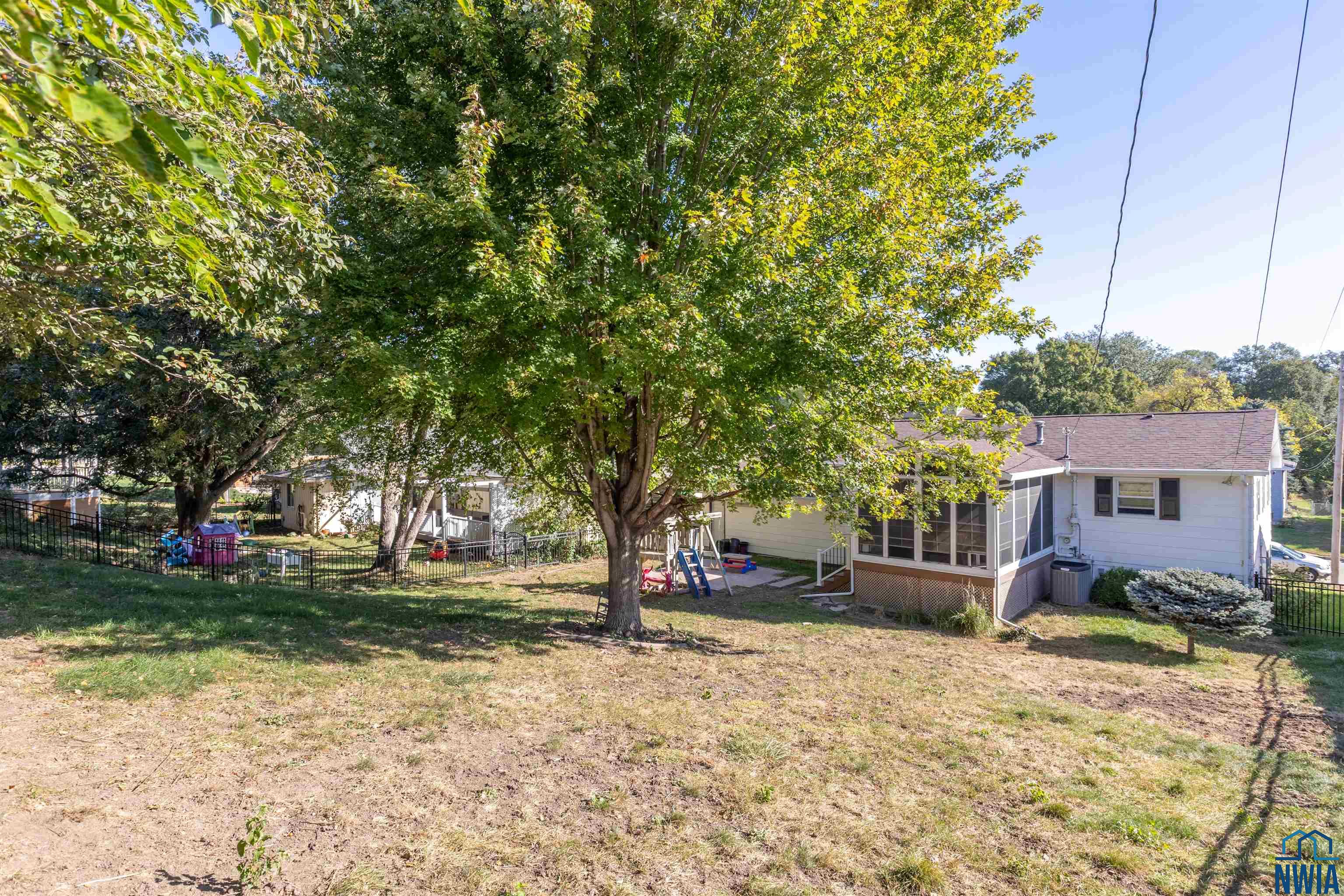 MLS #830618