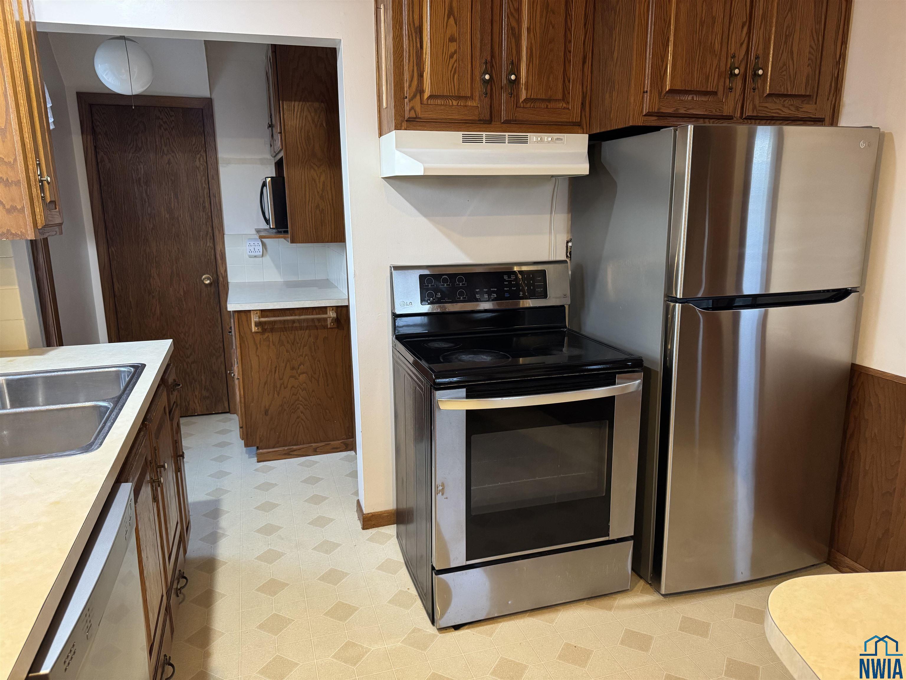 MLS #830626