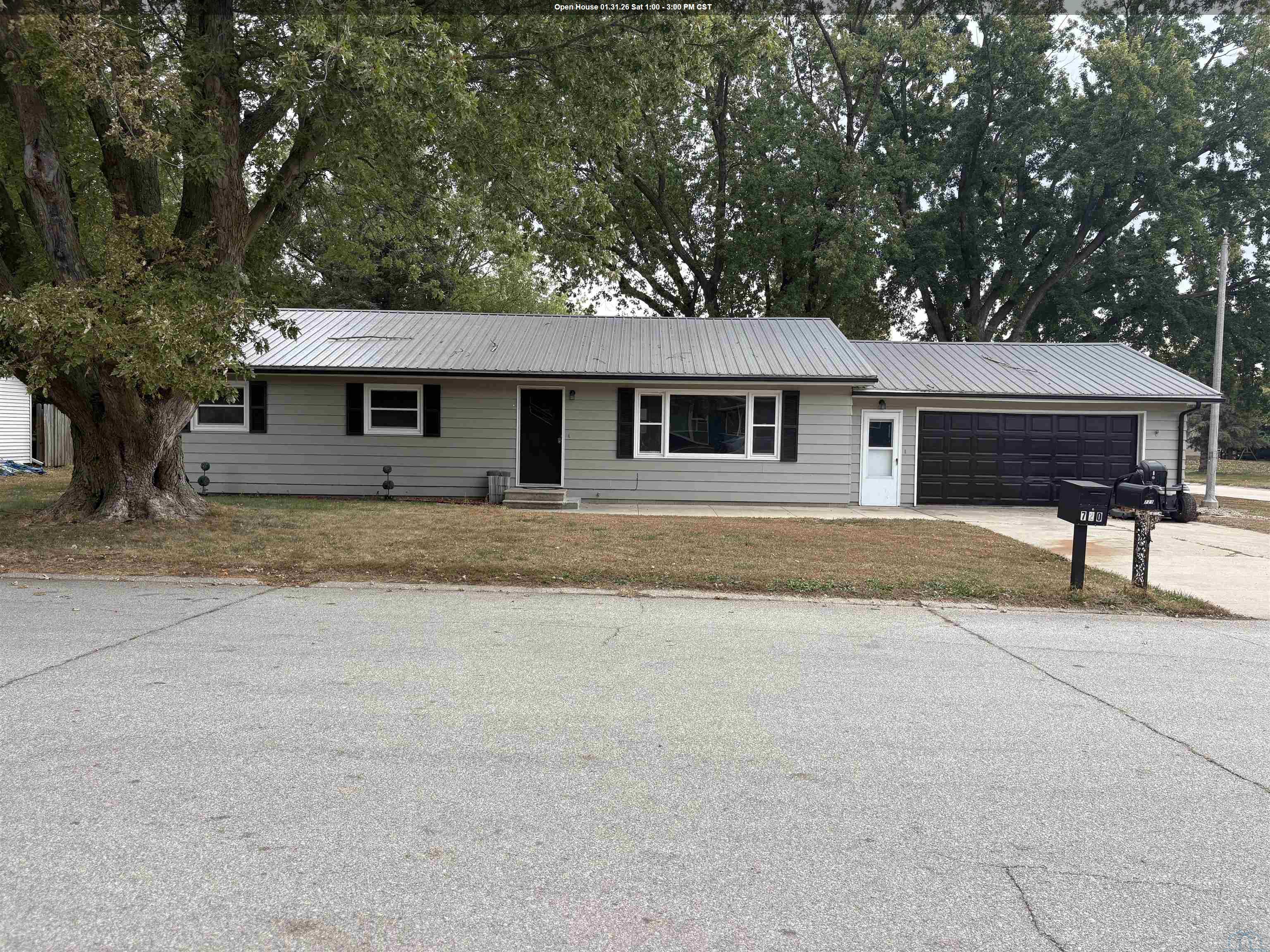 720 HYLAND AVE, Cherokee, IA 51012 