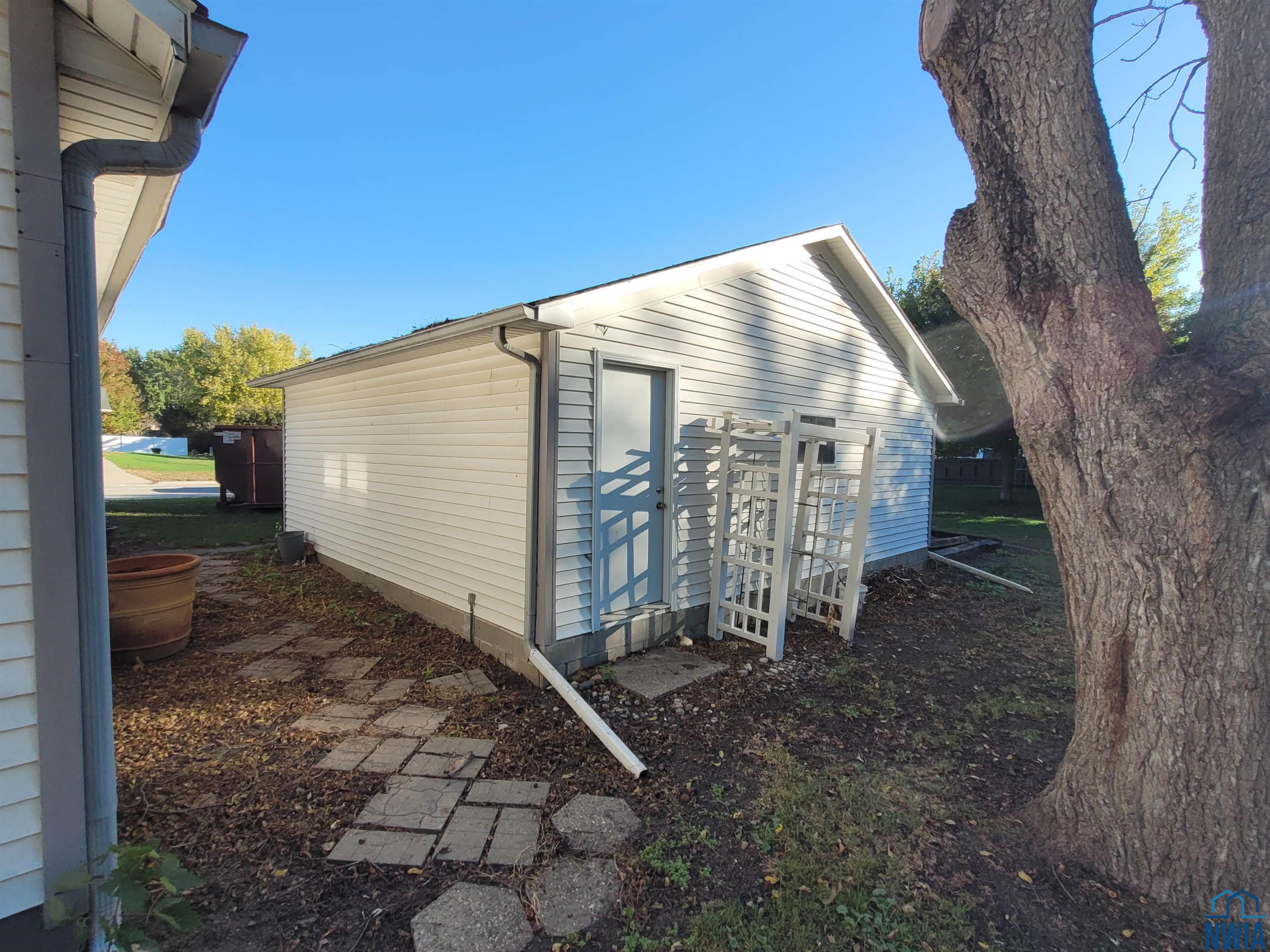 MLS #830644