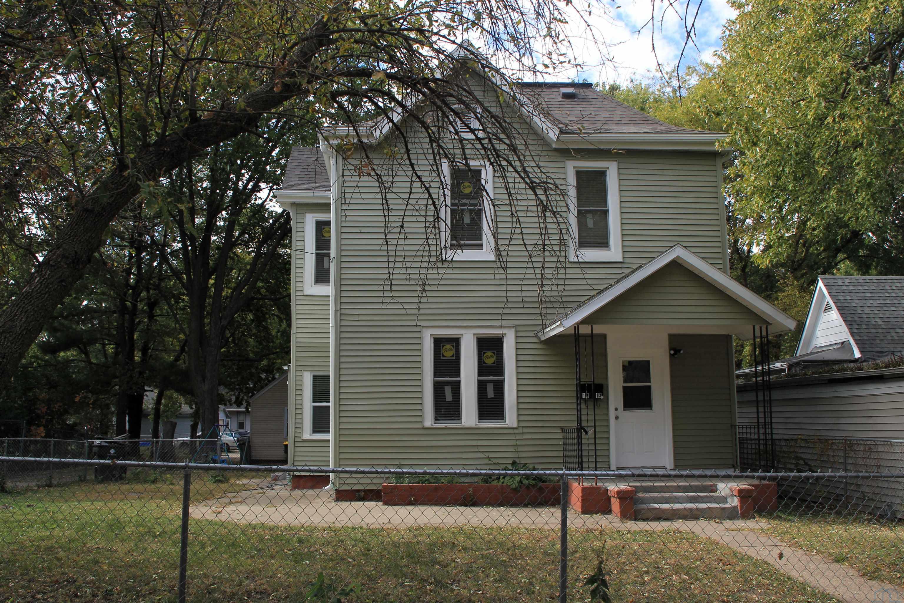 1913 George, Sioux City, IA 51103 