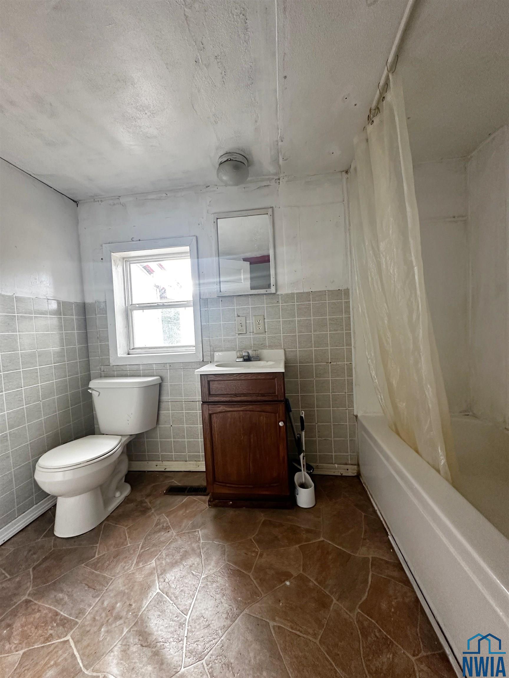 MLS #830651