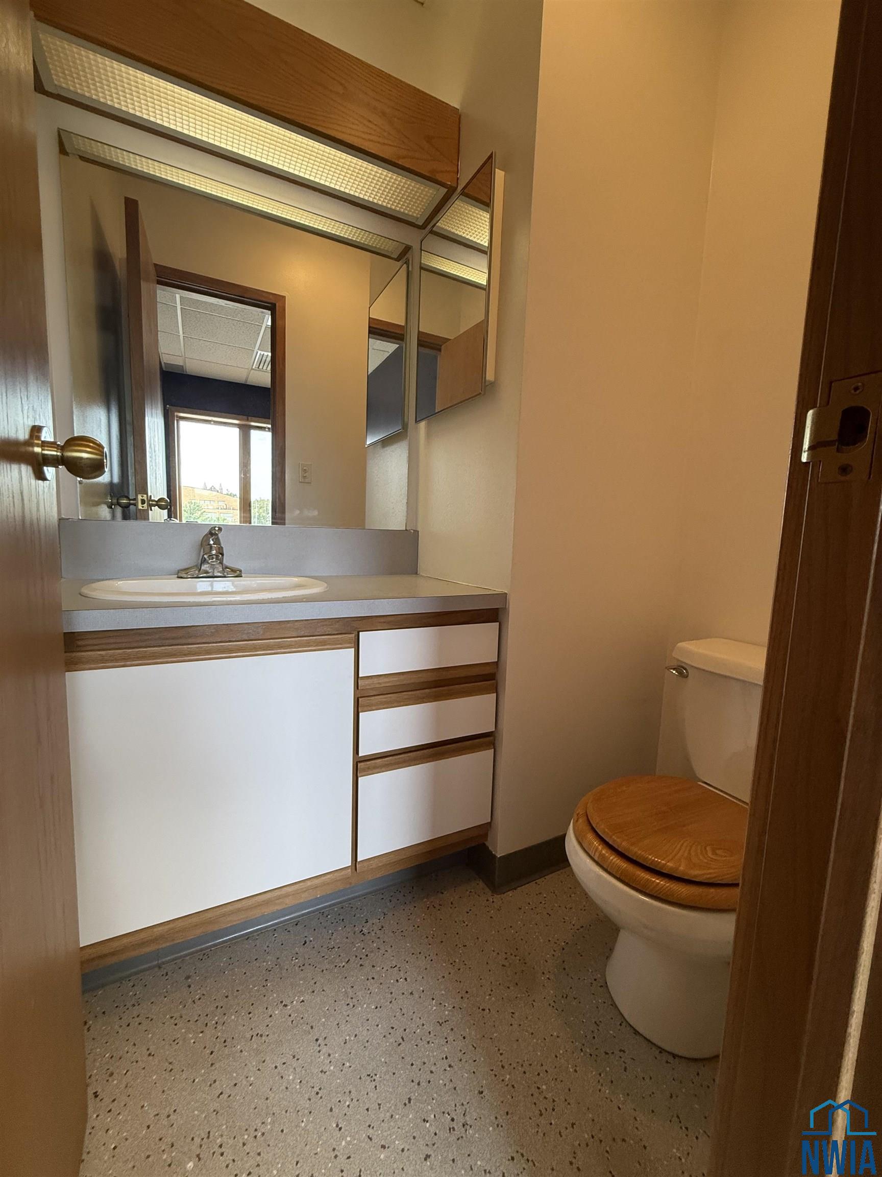 MLS #830664