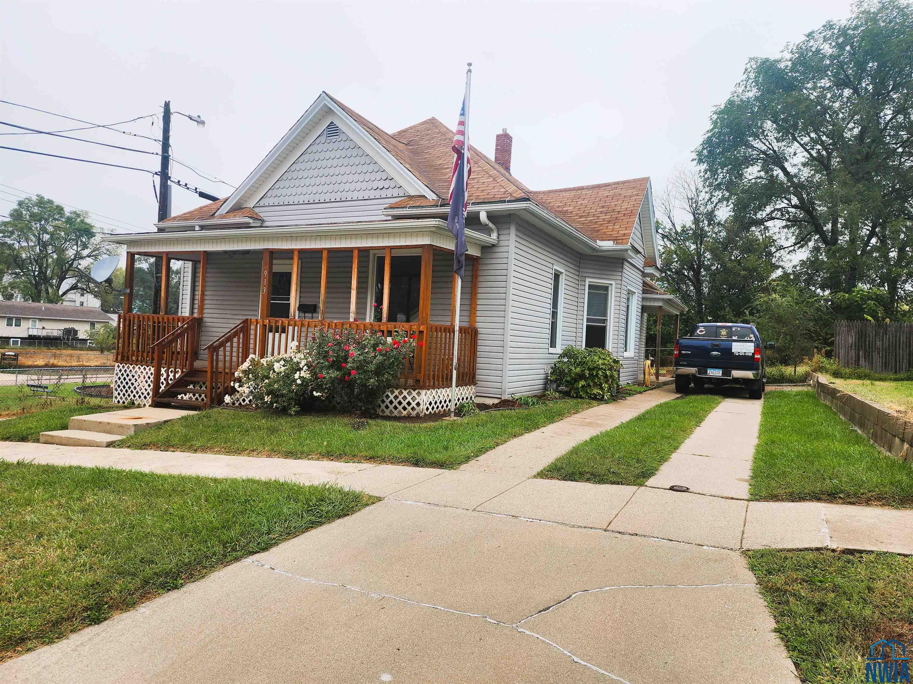 MLS #830666