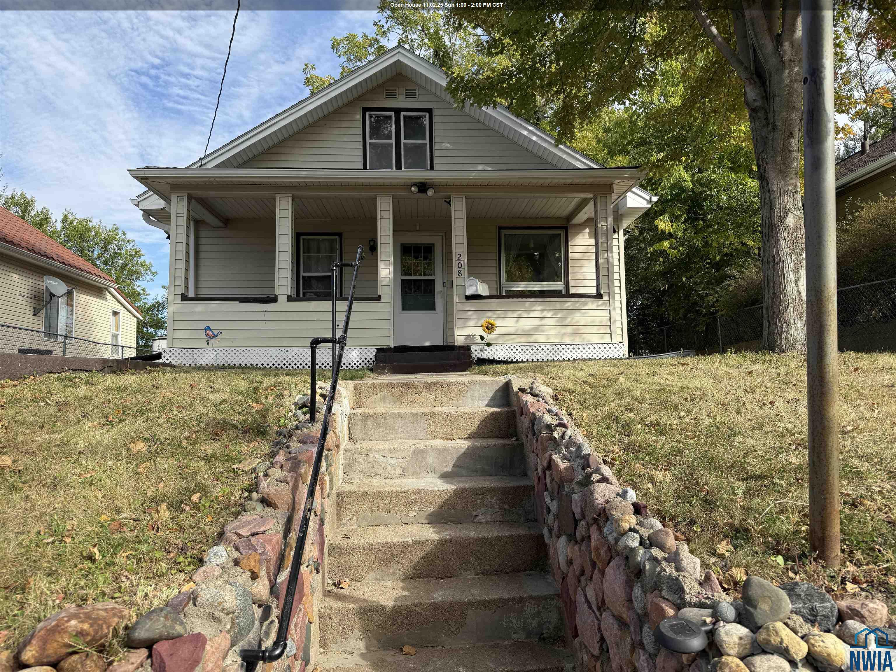 208 Leonard St S, Sioux City, IA 51103 