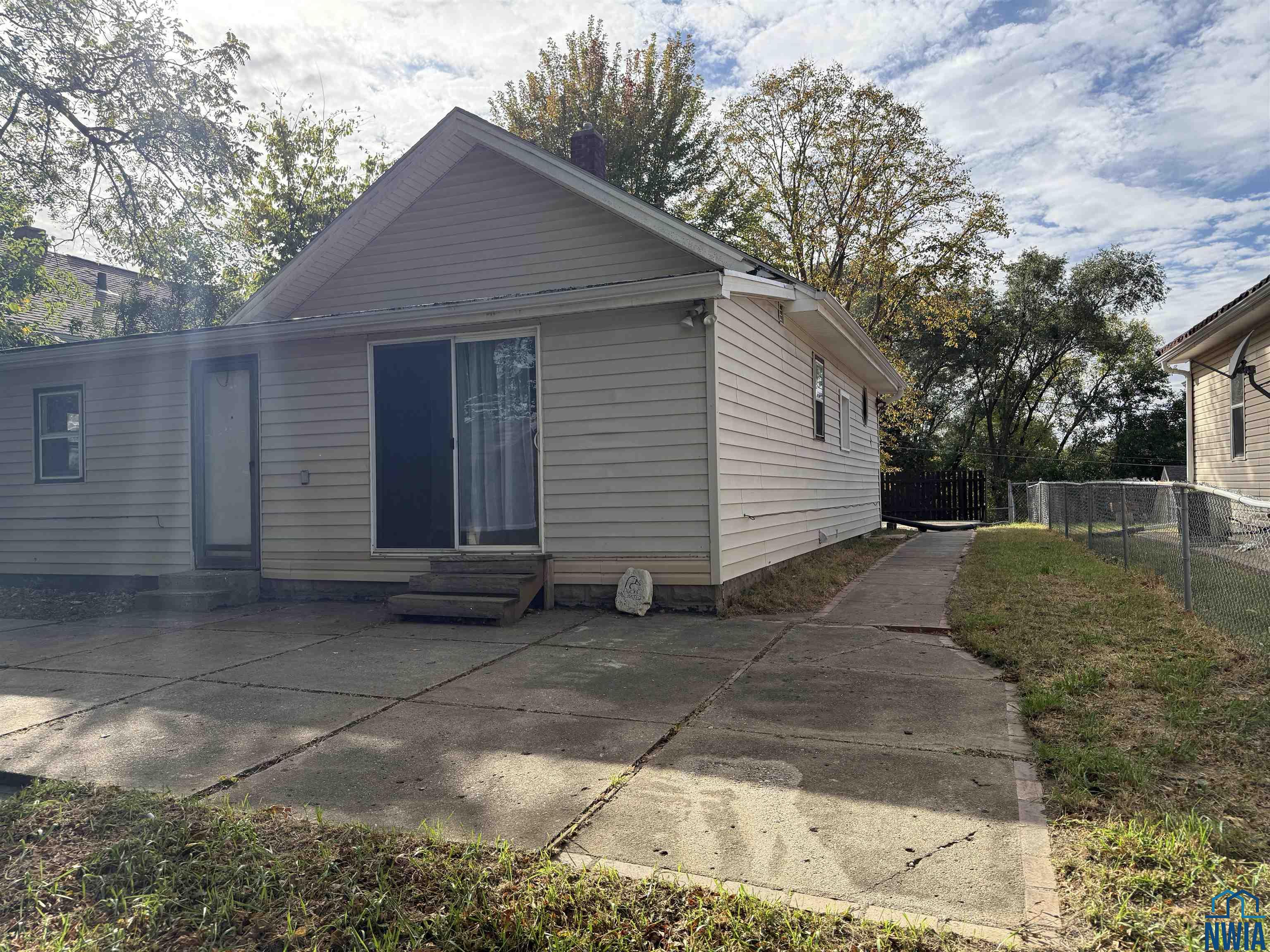 MLS #830668