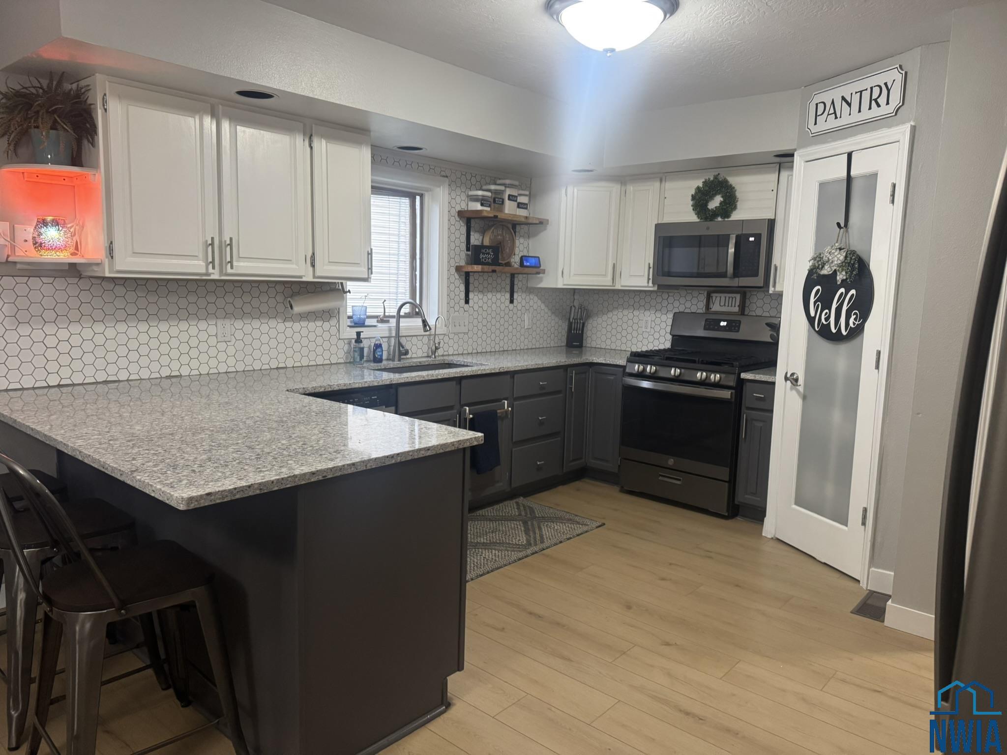 MLS #830679