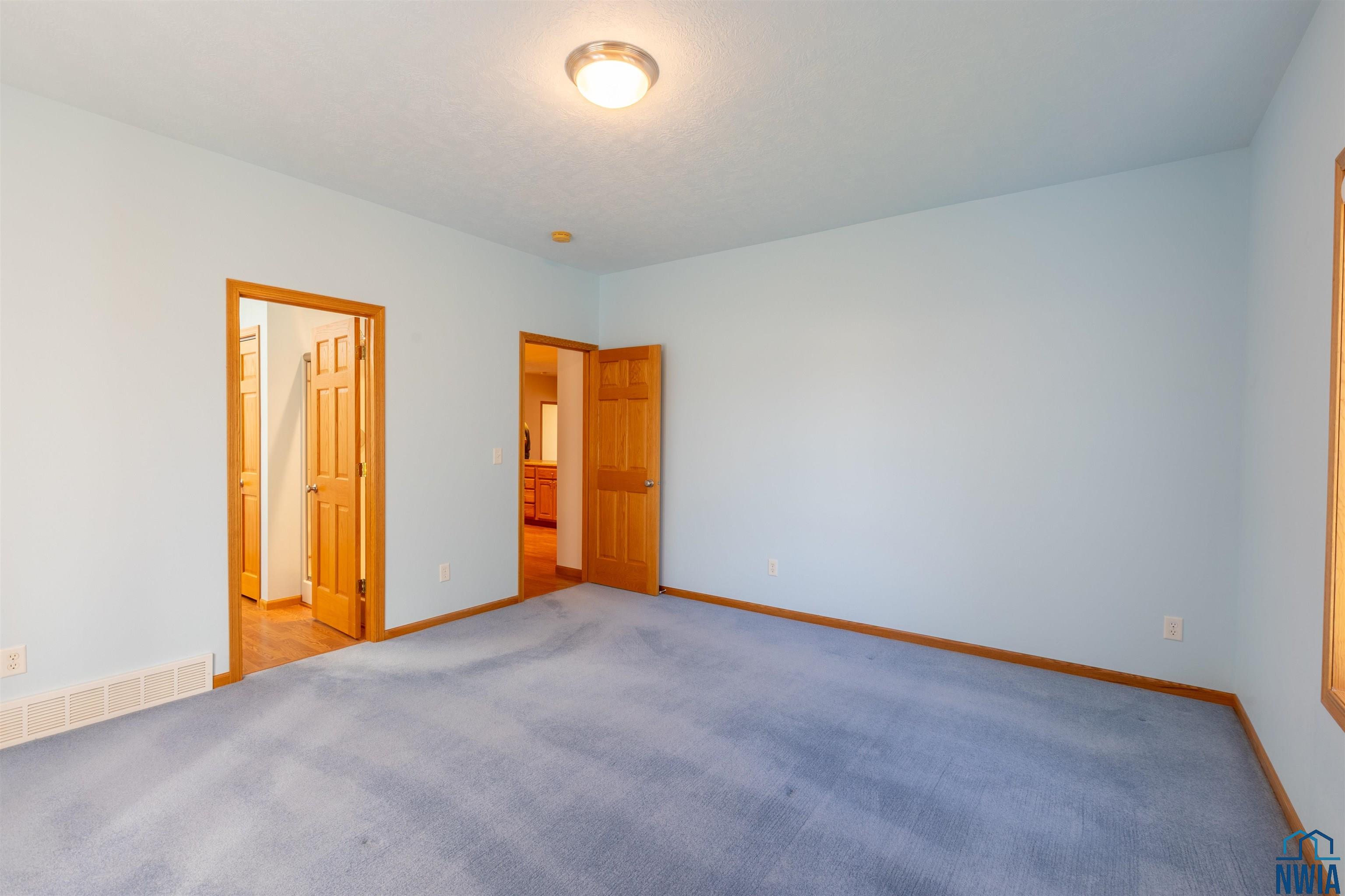 MLS #830680